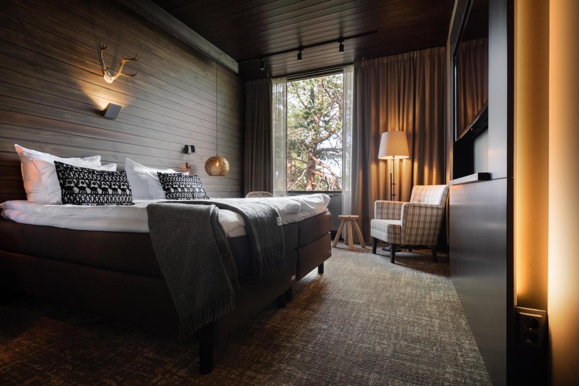 Mystique De Luxe with Sauna
