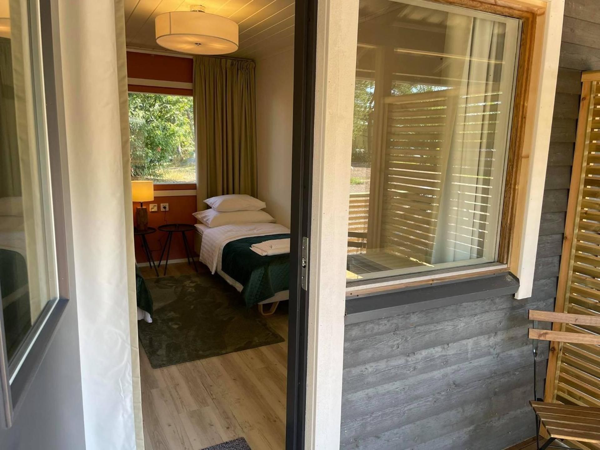 Standard Double Room with Shared Bathroom
