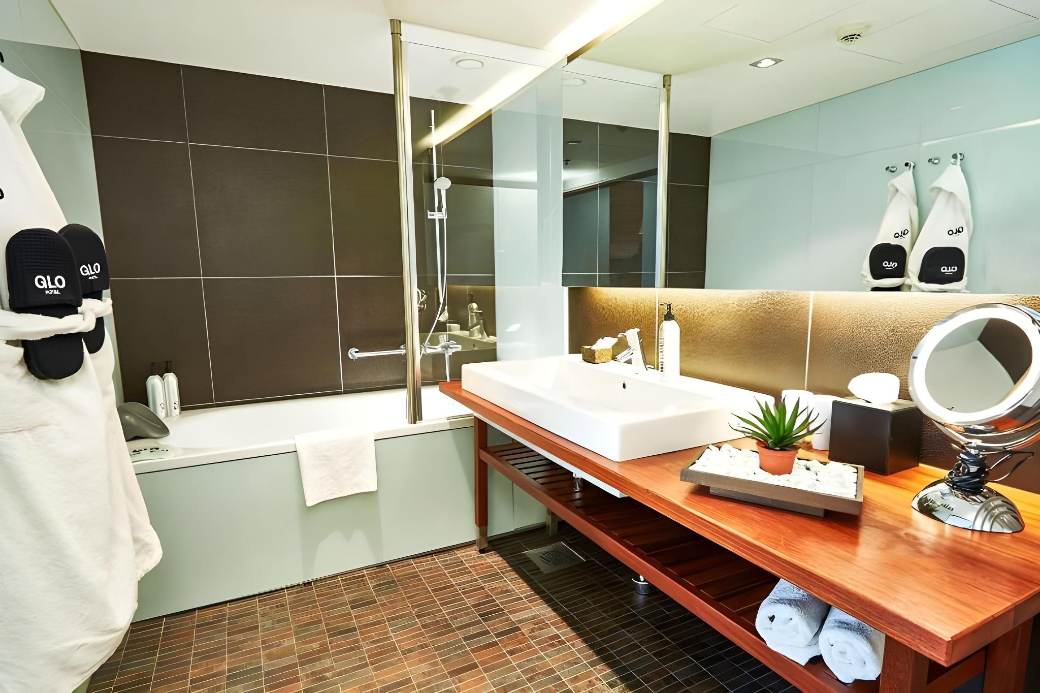 Executive Suite