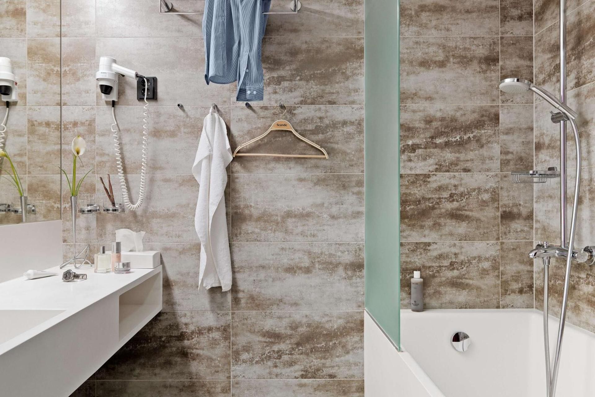 Superior Family Room