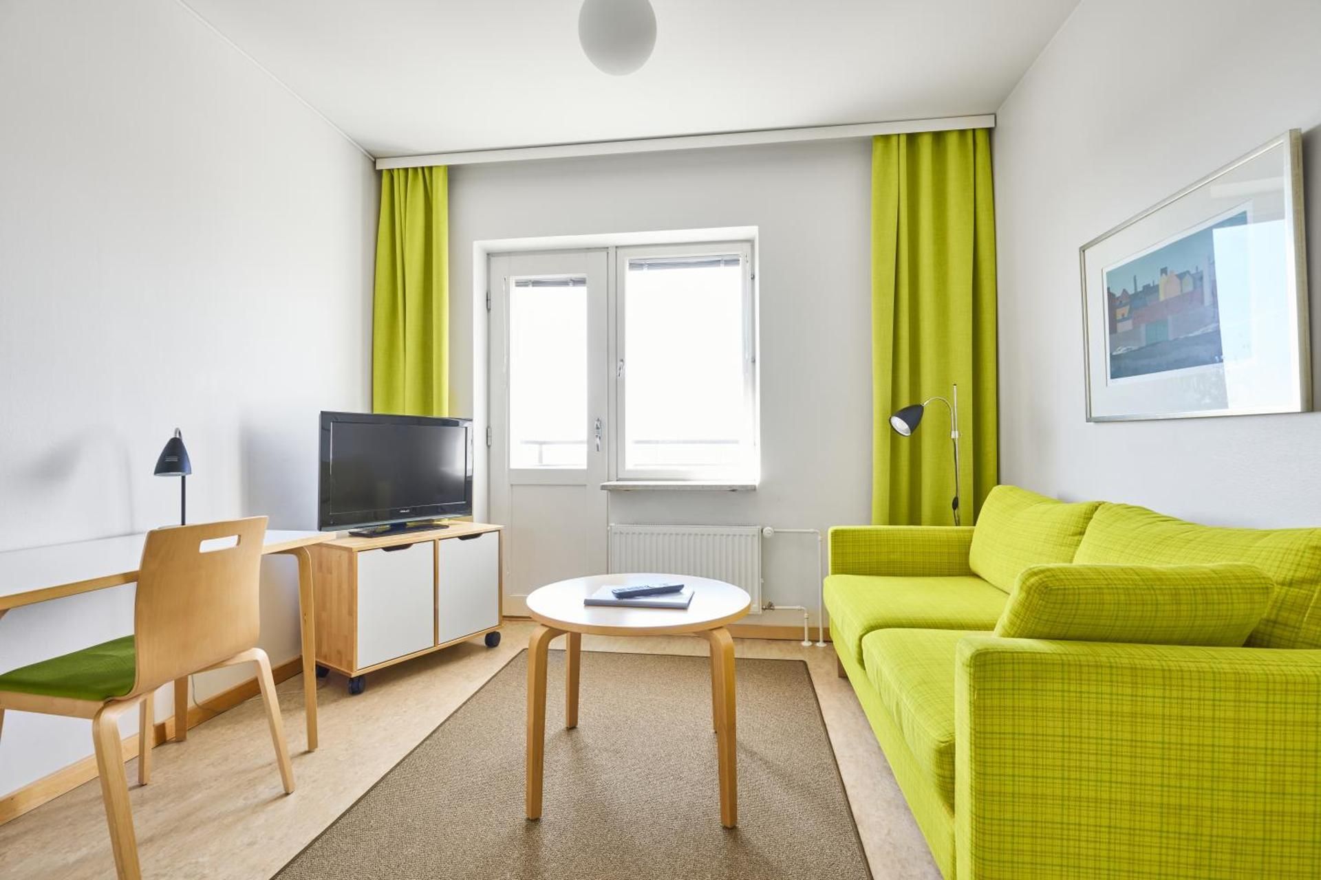 One-Bedroom Apartment