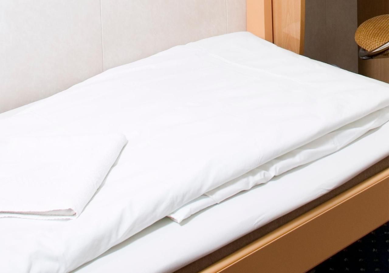 Inside Piccolo Small