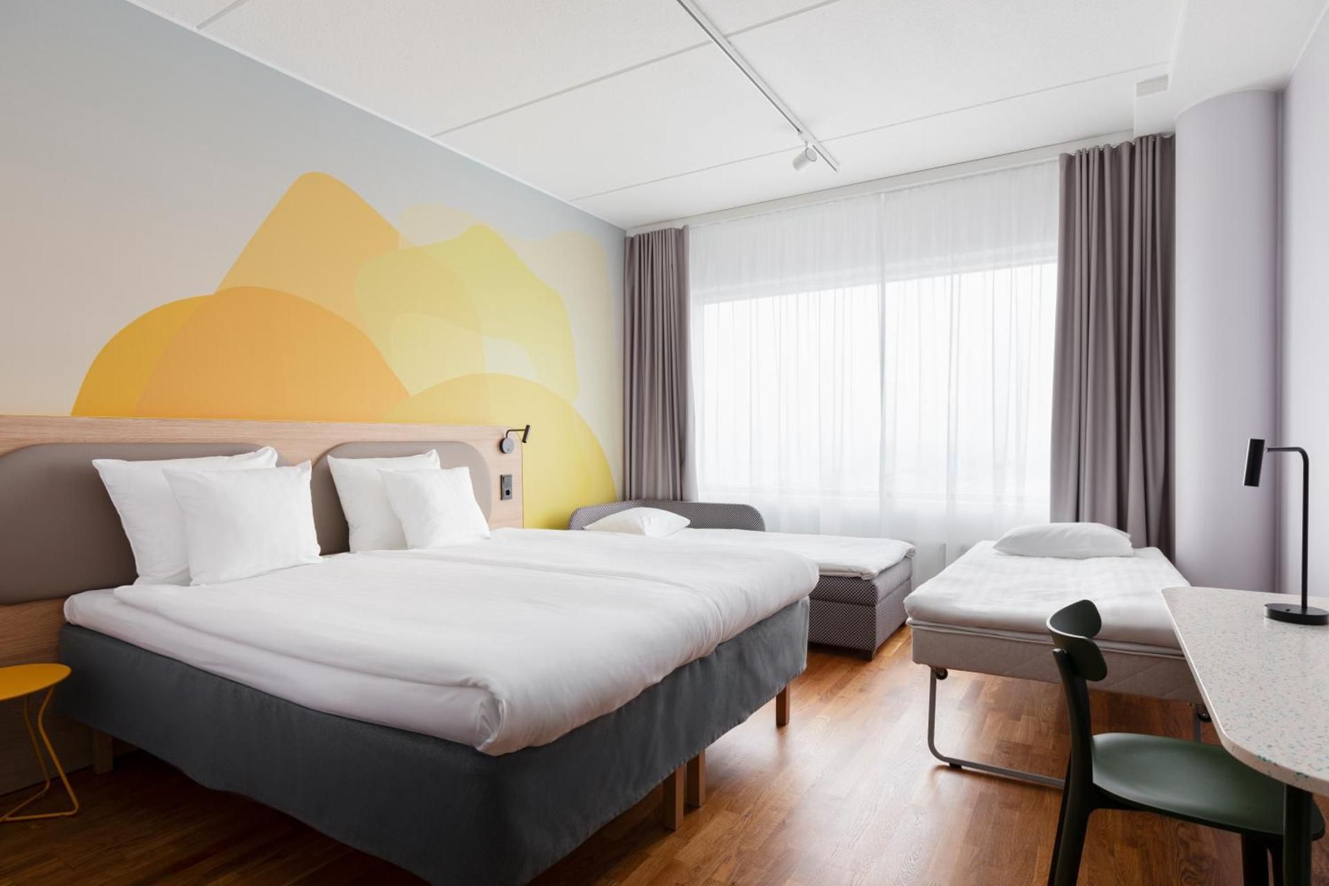 Queen Room