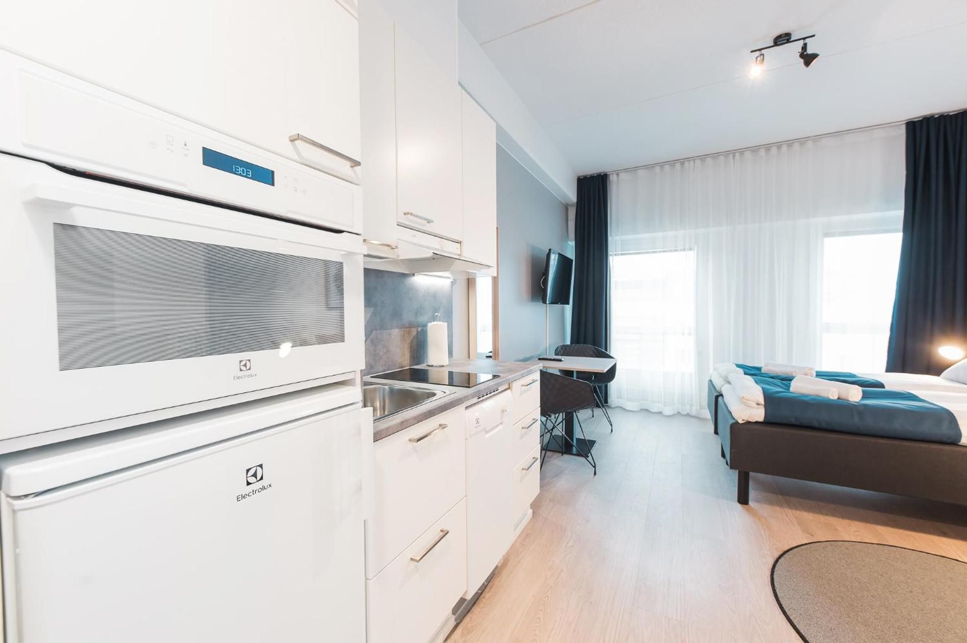 Studio (2 Adults)