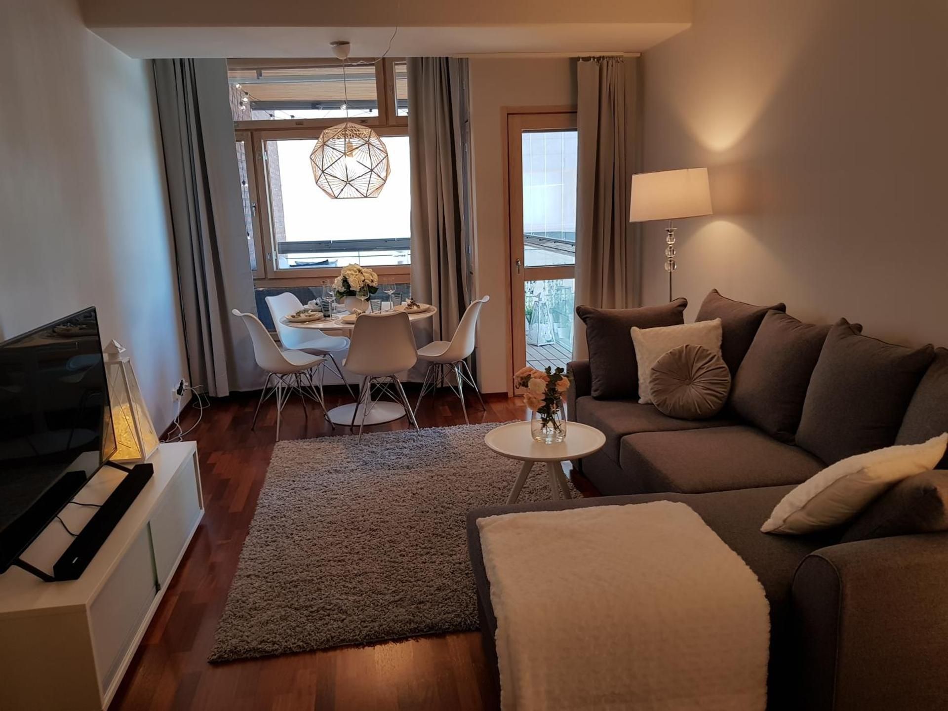 Studio Apartment