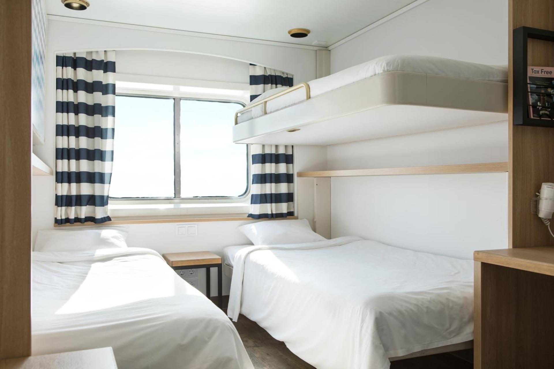 Standard cabin with sea view