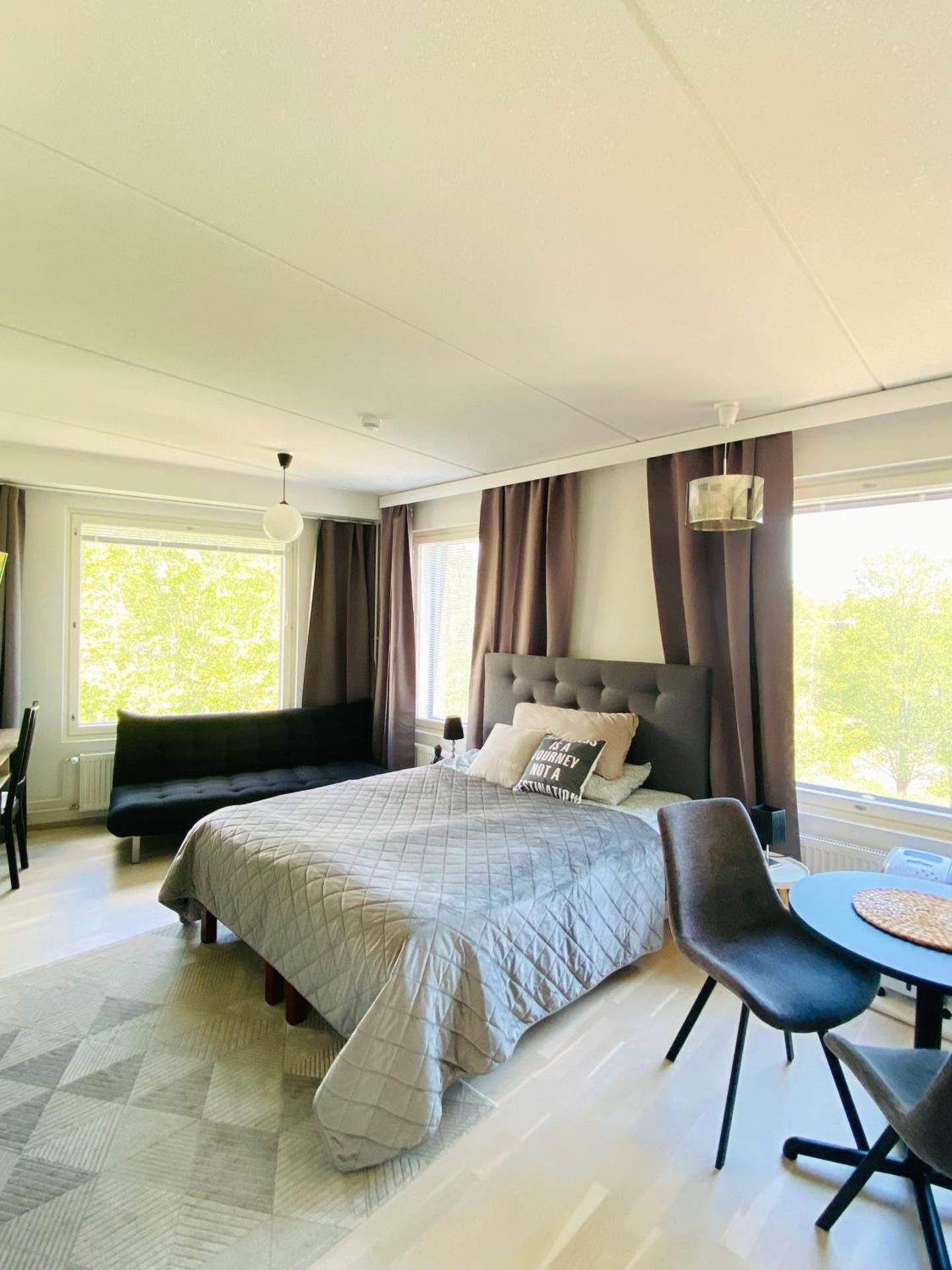 Studio Apartment