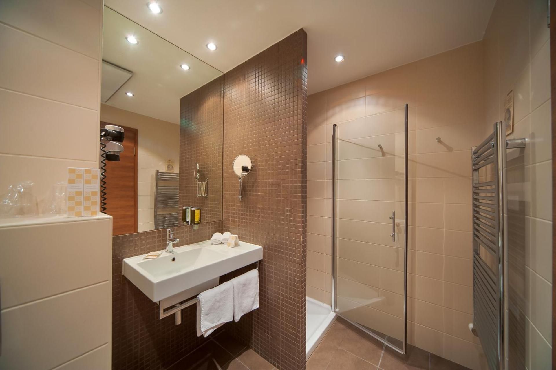 Hotel Kras Suite with Balcony 2