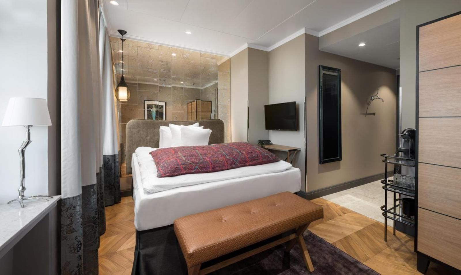 Solo Single Room