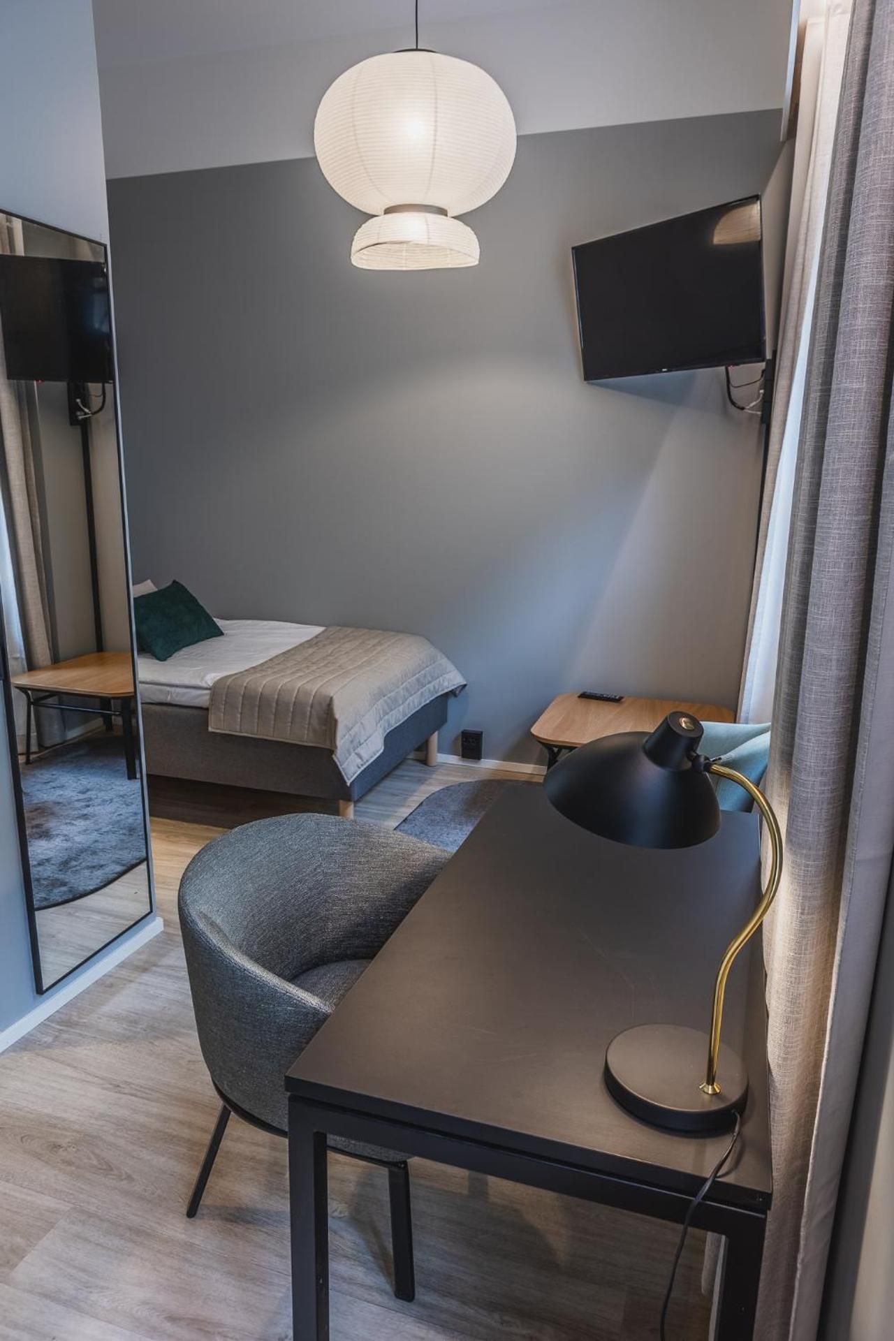 Ineon Hotel Single Room 2