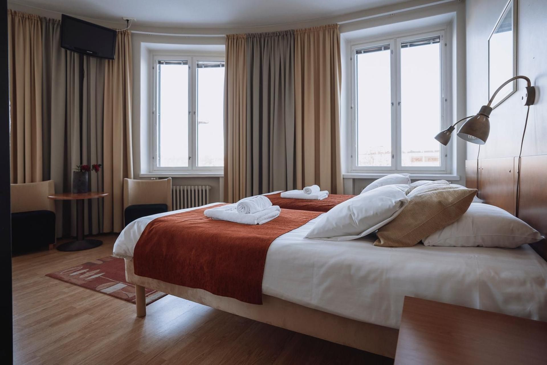 Hotelli Helmi Triple Room 2