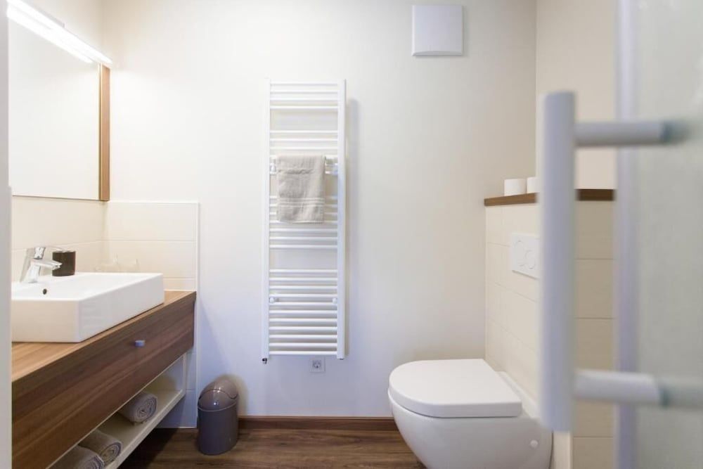 Hotel Pomaranča Twin Room 3