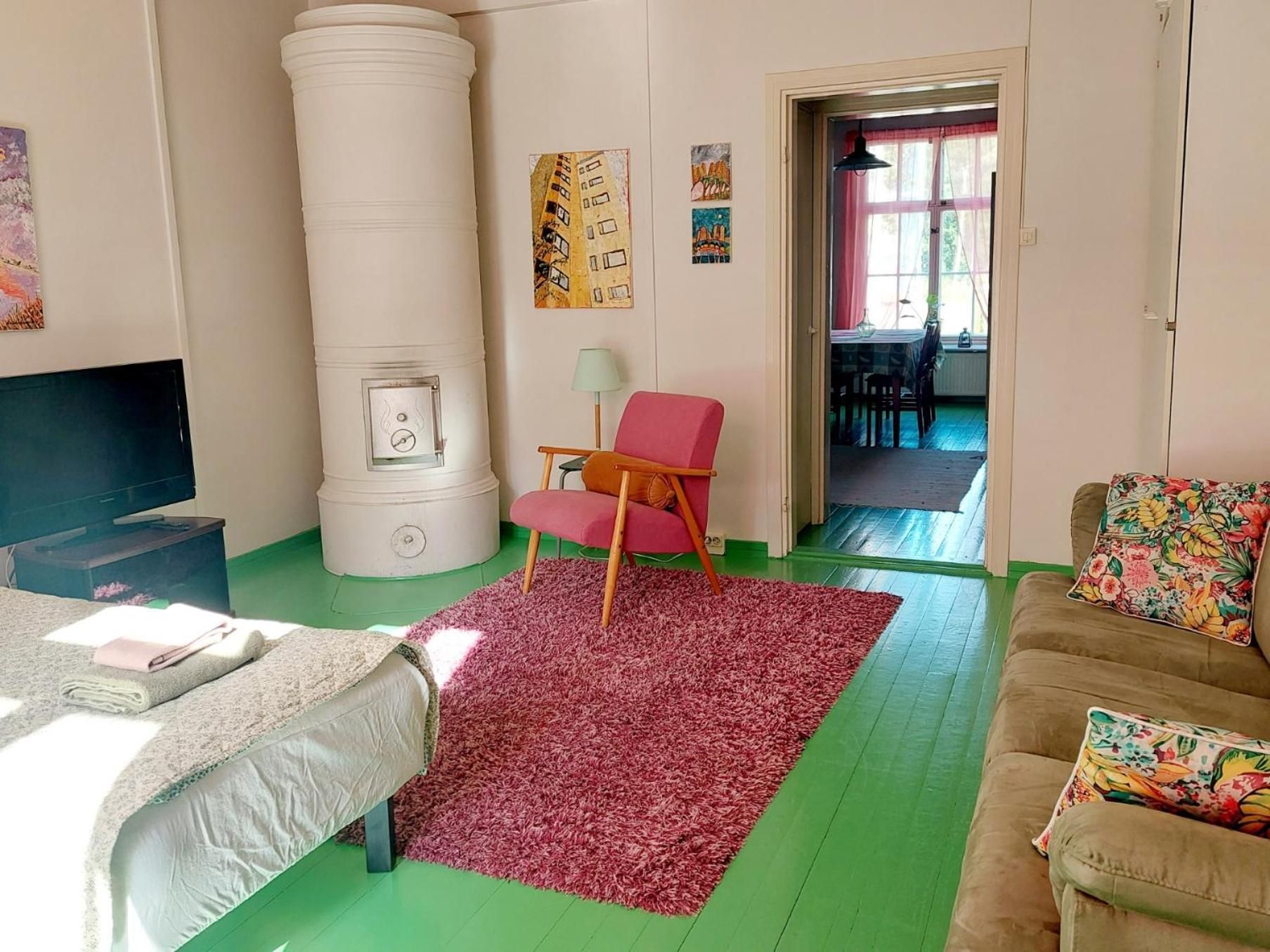 Apartment with Garden View