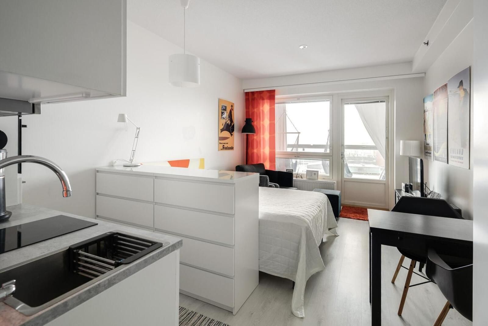 Twin Room with City View