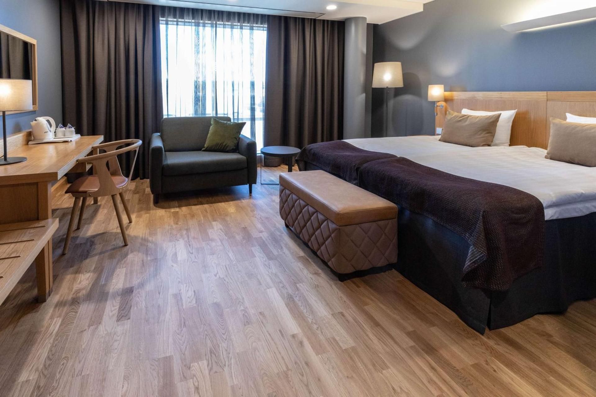 Superior King Room