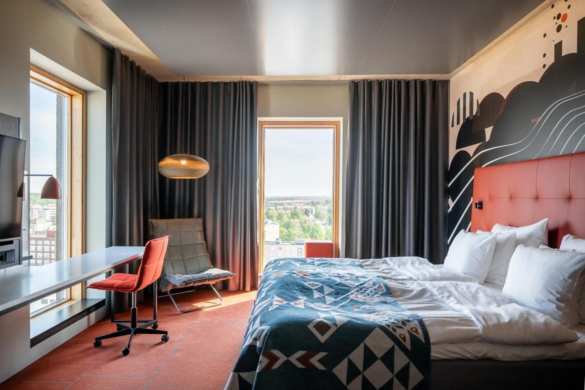 Deluxe King Room