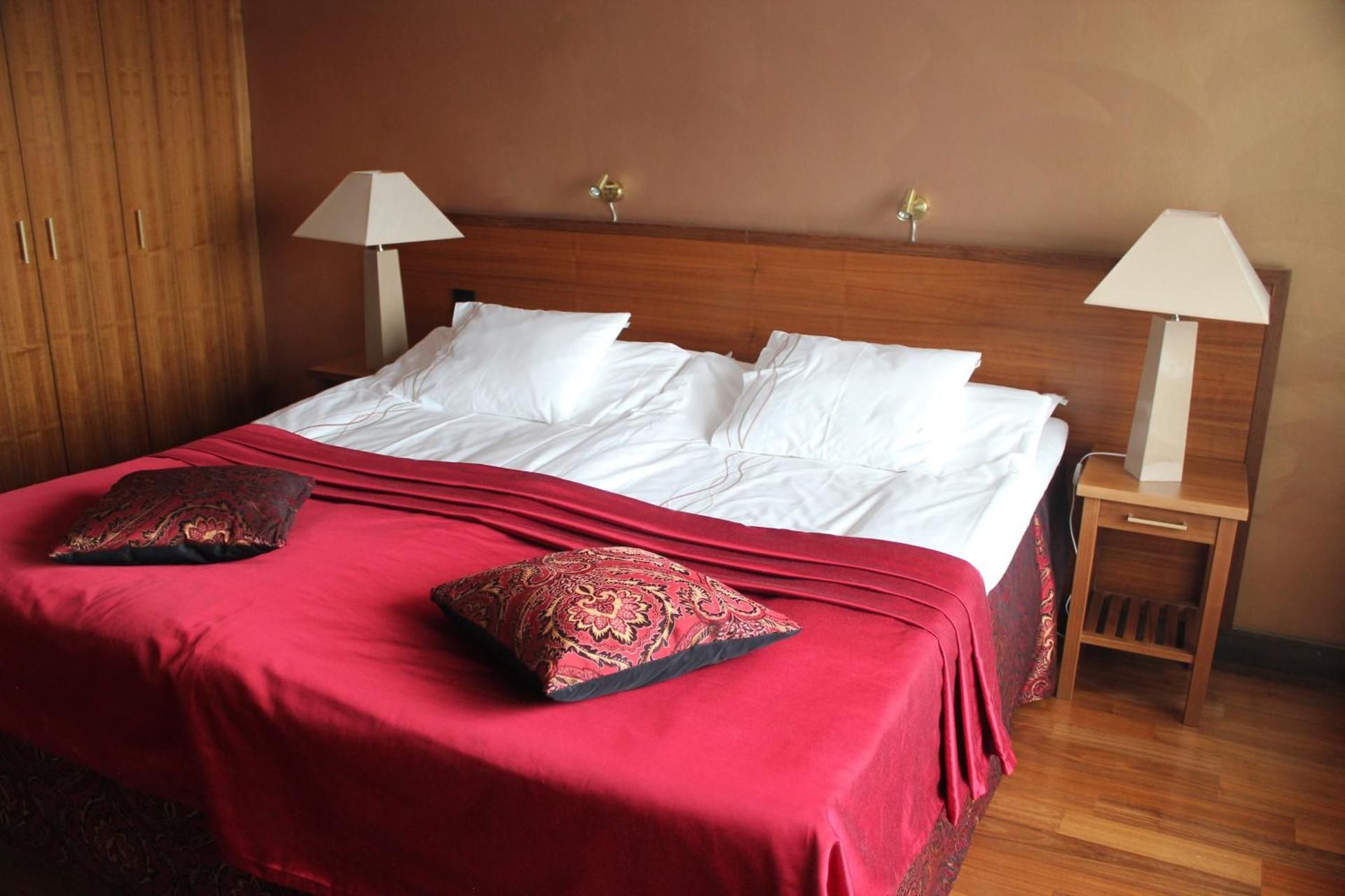 Deluxe Suite with Sea View