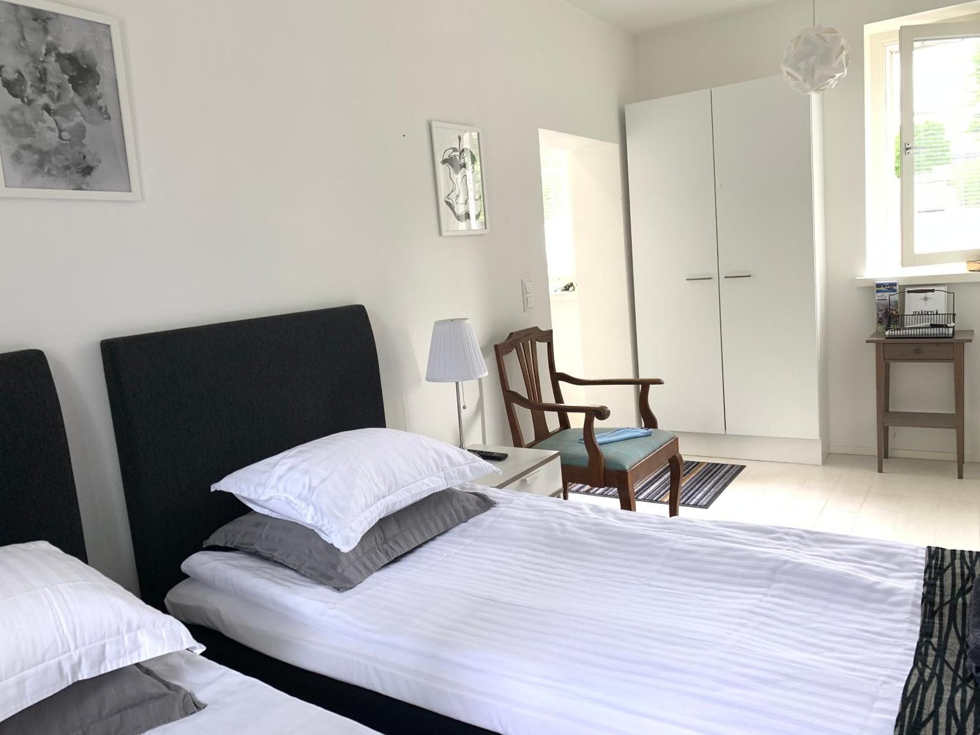 Green Door Apartments Superior Apartment 10