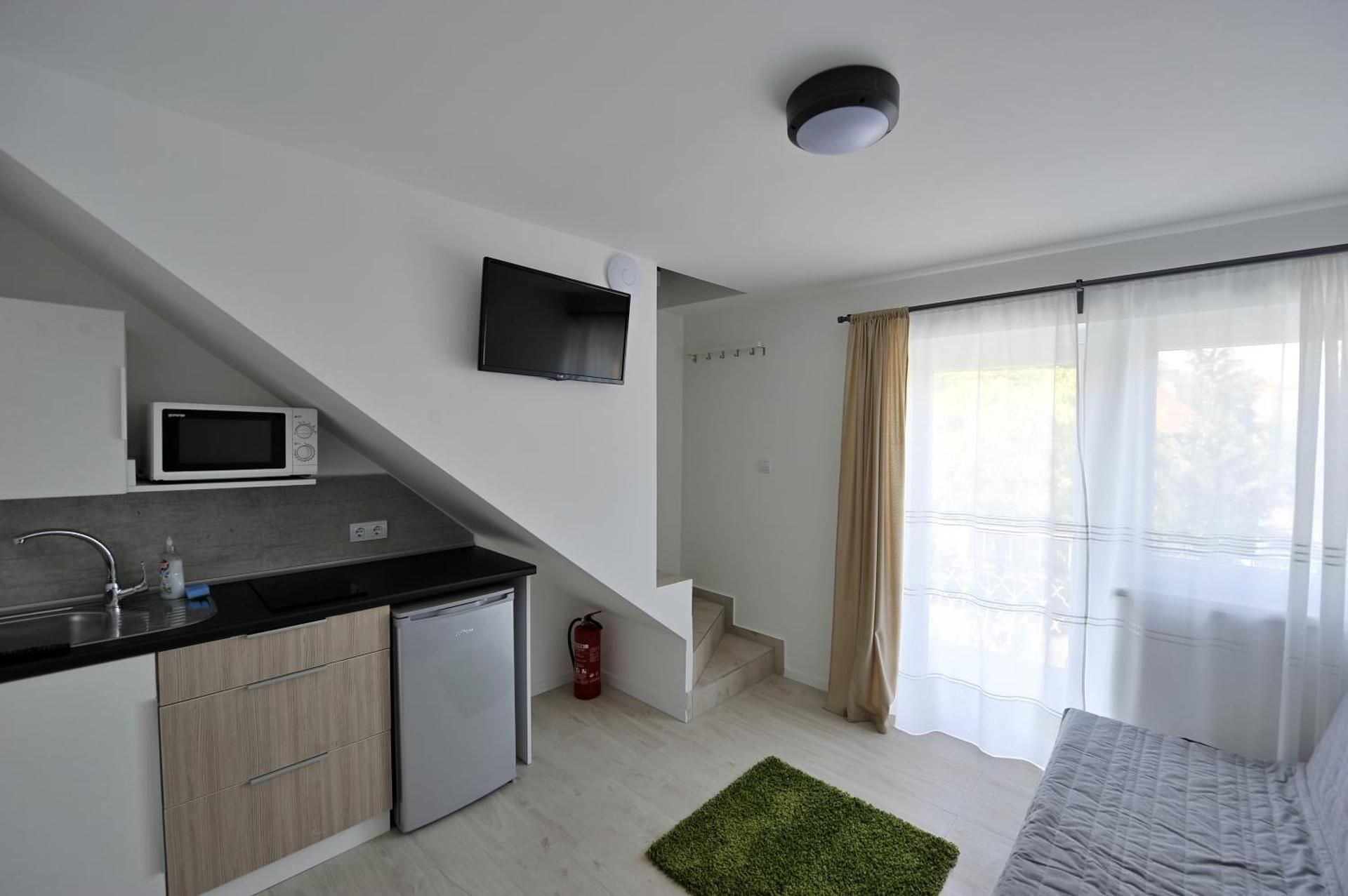 Apartment with Balcony - Split Level