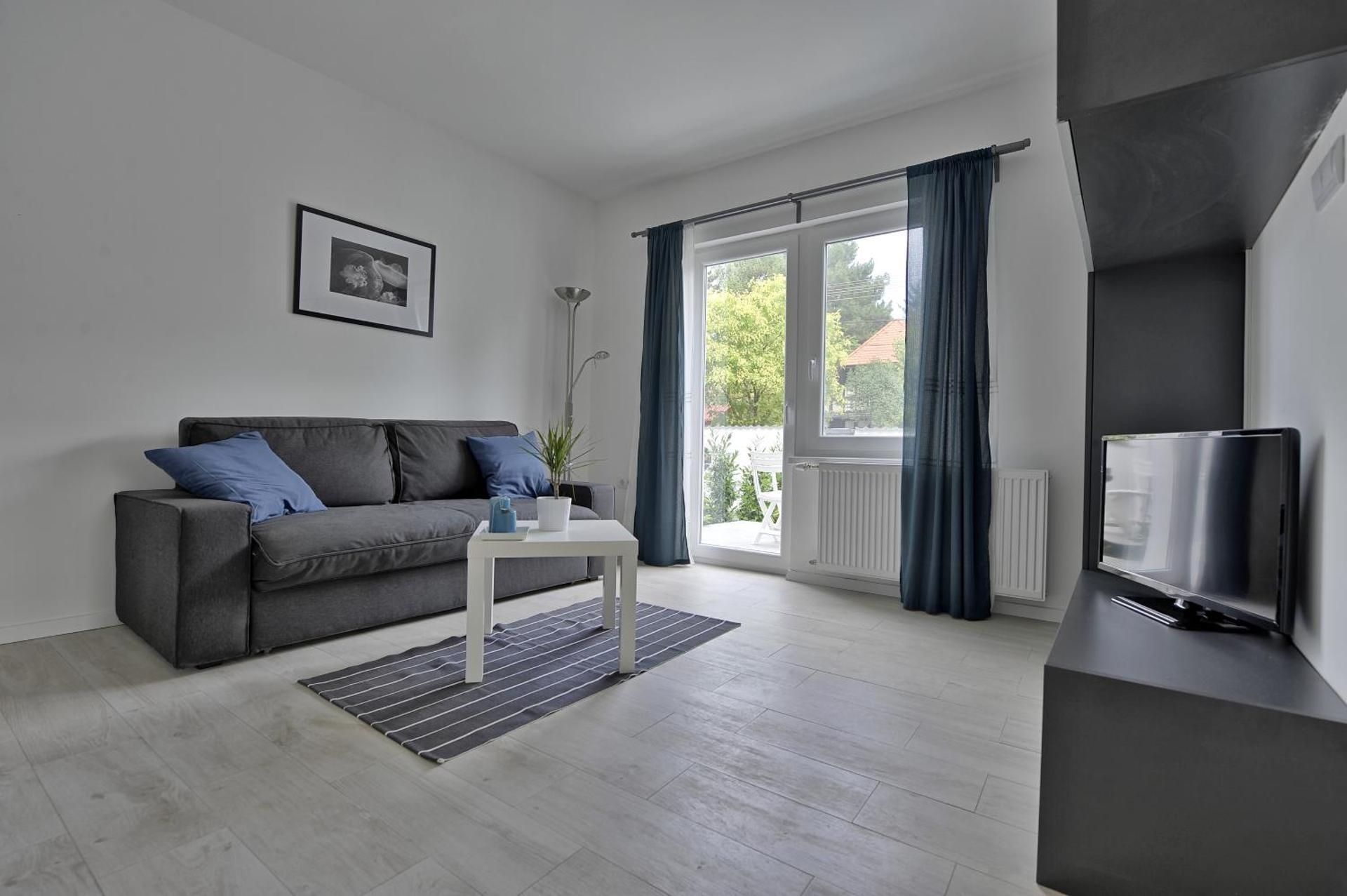 Premium One-Bedroom Apartment with Terrace or Balcony