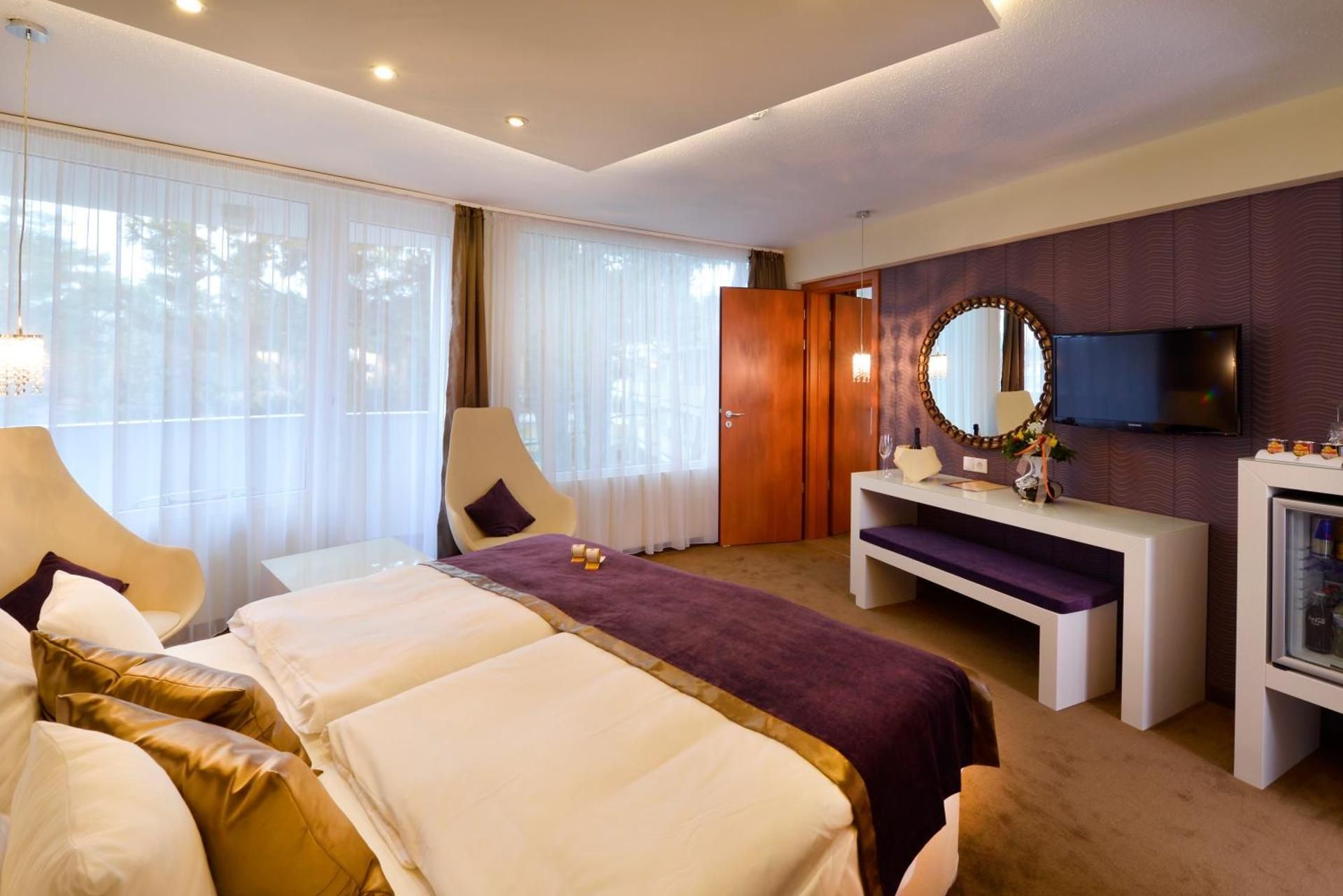 Two Connecting Double Rooms