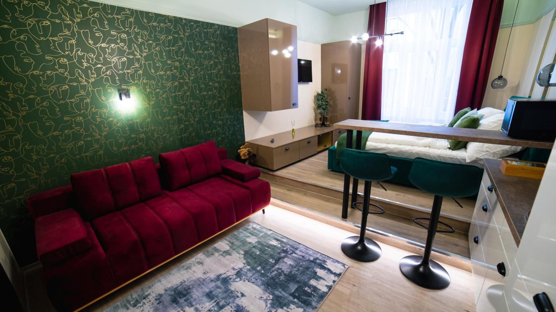Deluxe Apartment