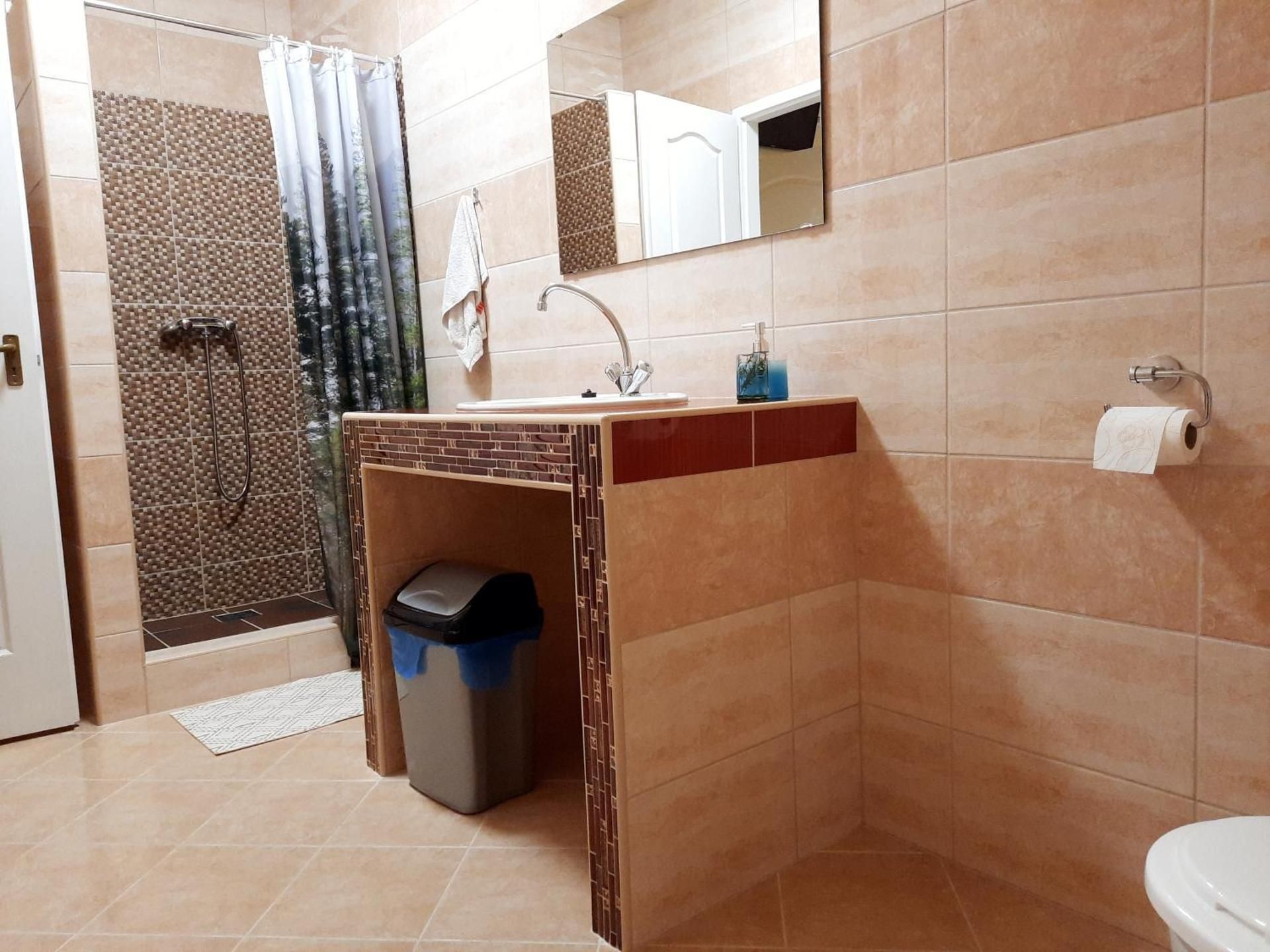 Triple Room with Private Bathroom
