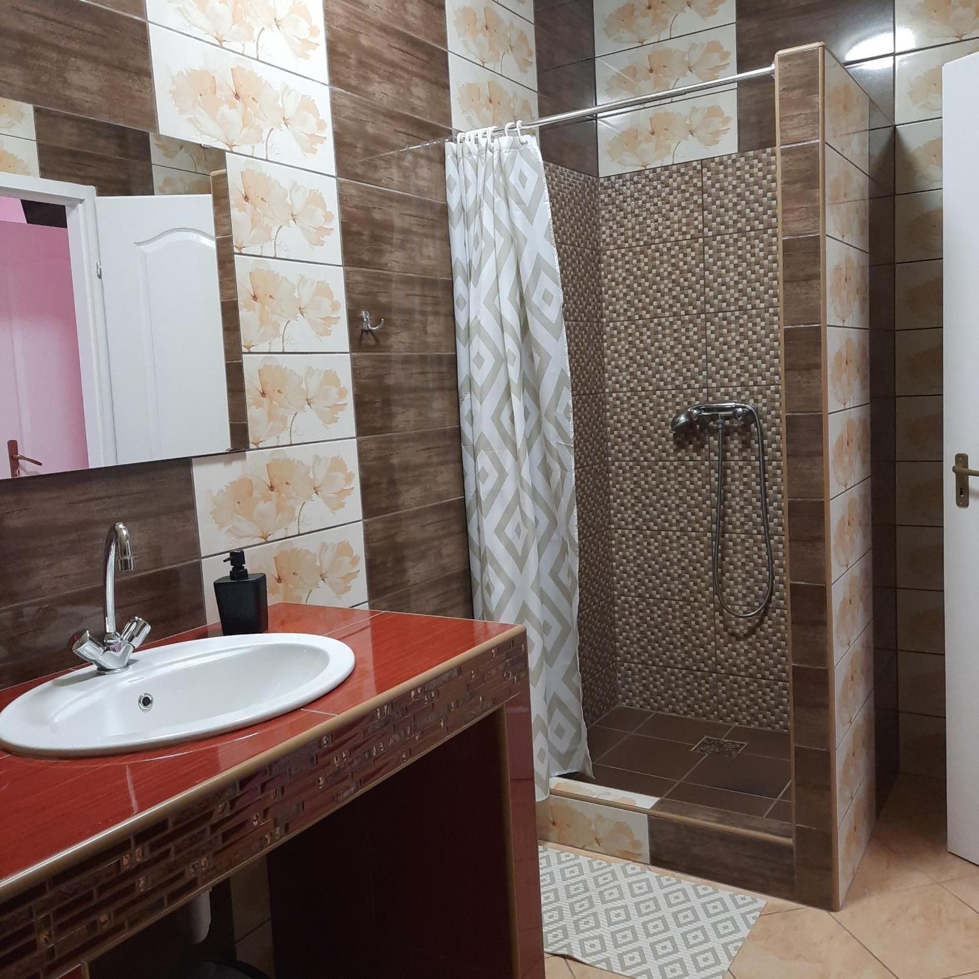 Triple Room with Private Bathroom