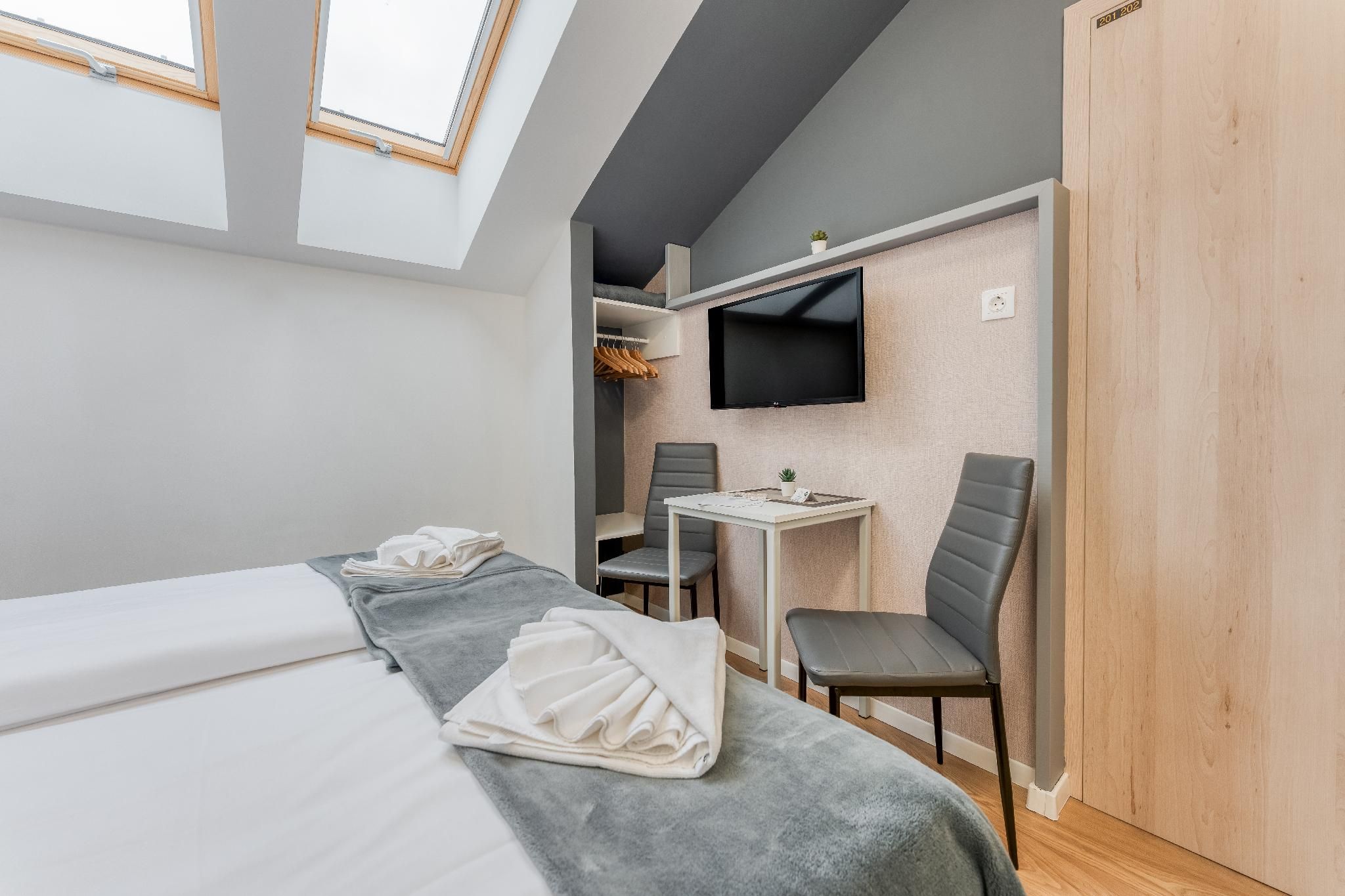 Economic Interior Double or Twin Room
