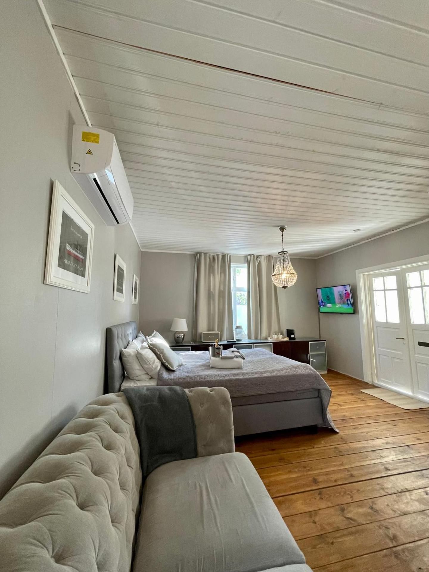 Quadruple Room with Terrace