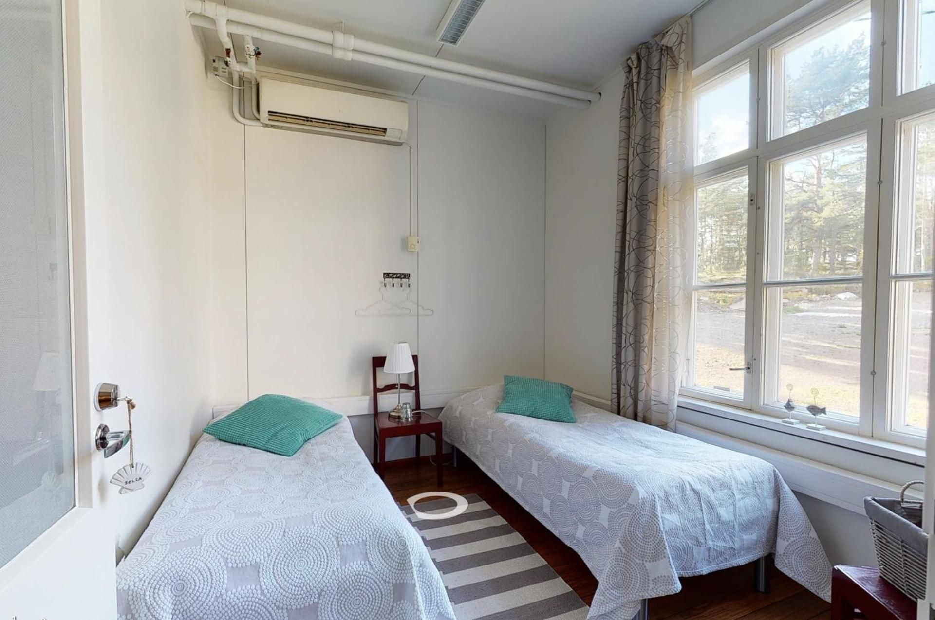 Double Room with Shared Bathroom