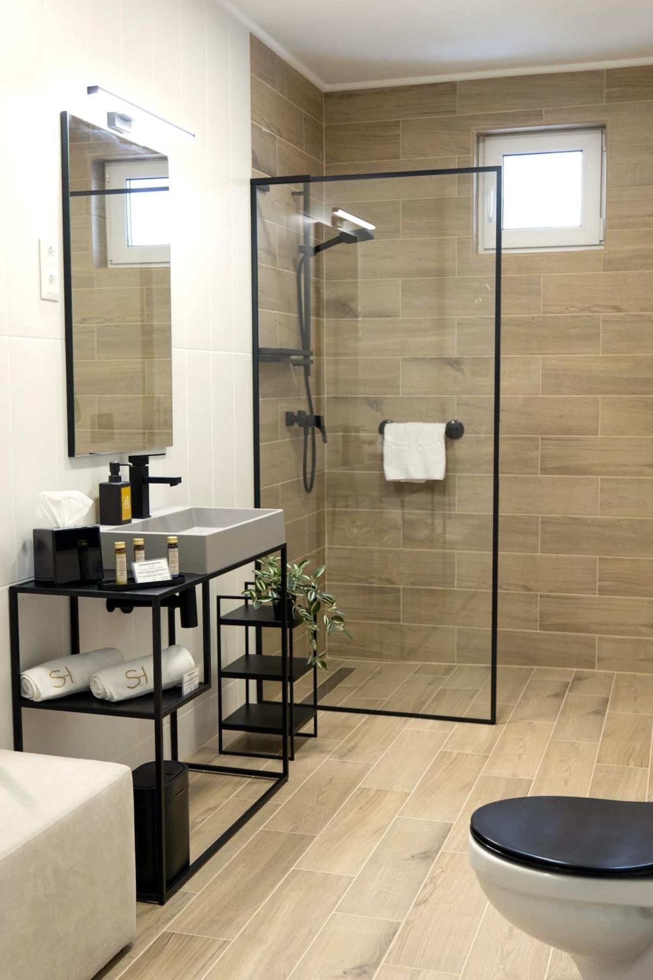 One-Bedroom Apartment with Spa Bath