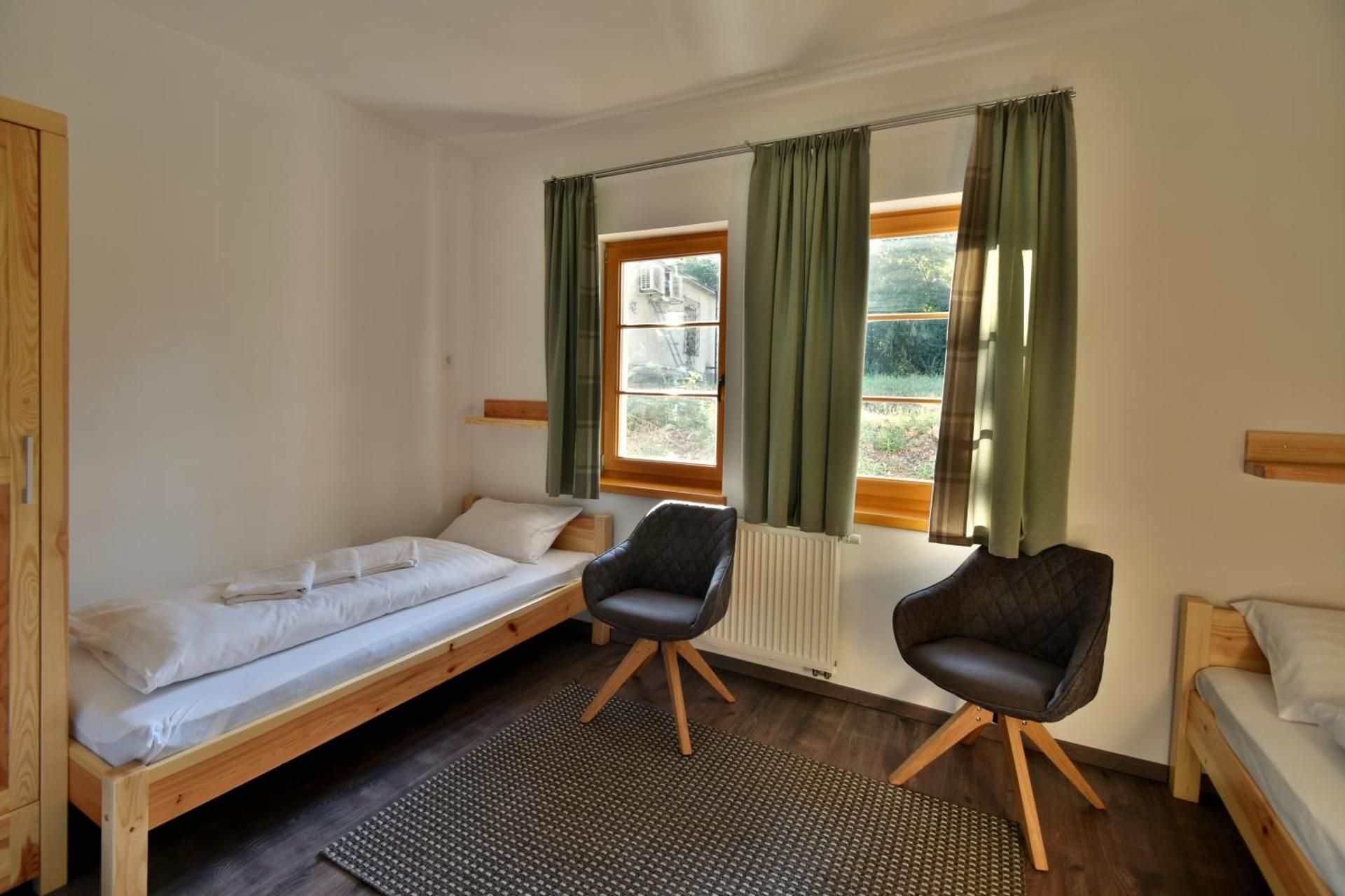 Twin Room with Shared Bathroom