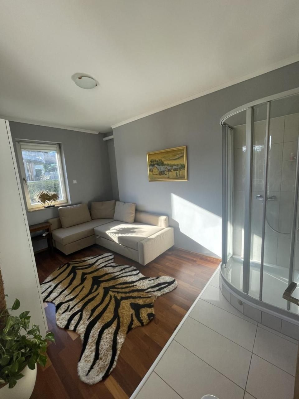 RoseHill Garden Family Villa with a Great Budapest View Three-Bedroom Apartment 2