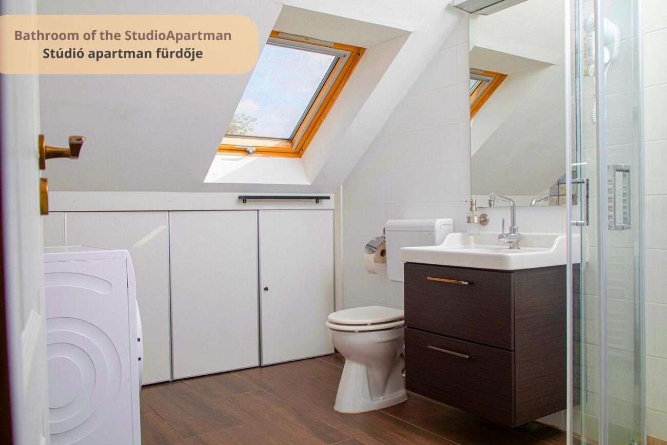 Studio Apartment