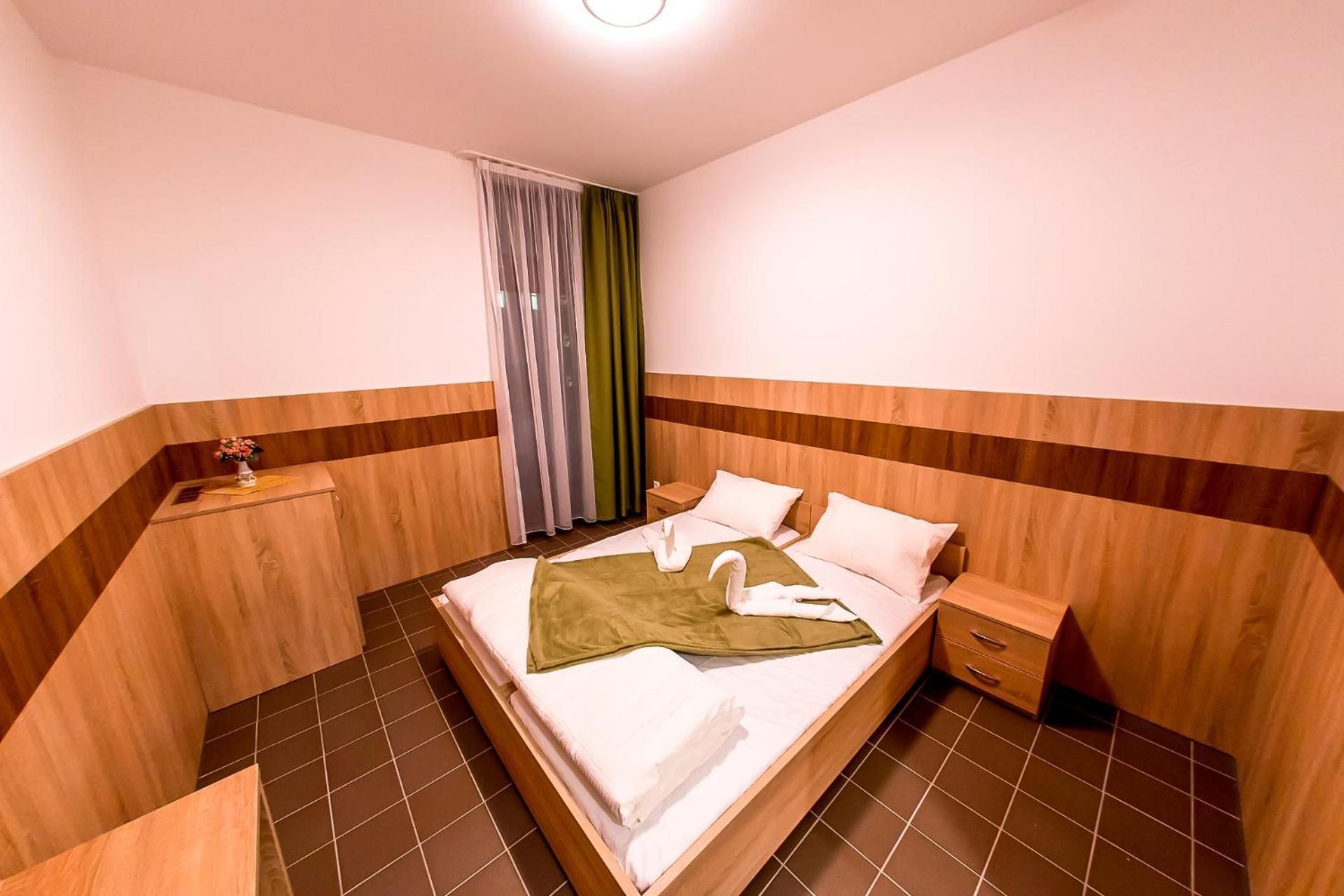 Single Room With Private Bathroom