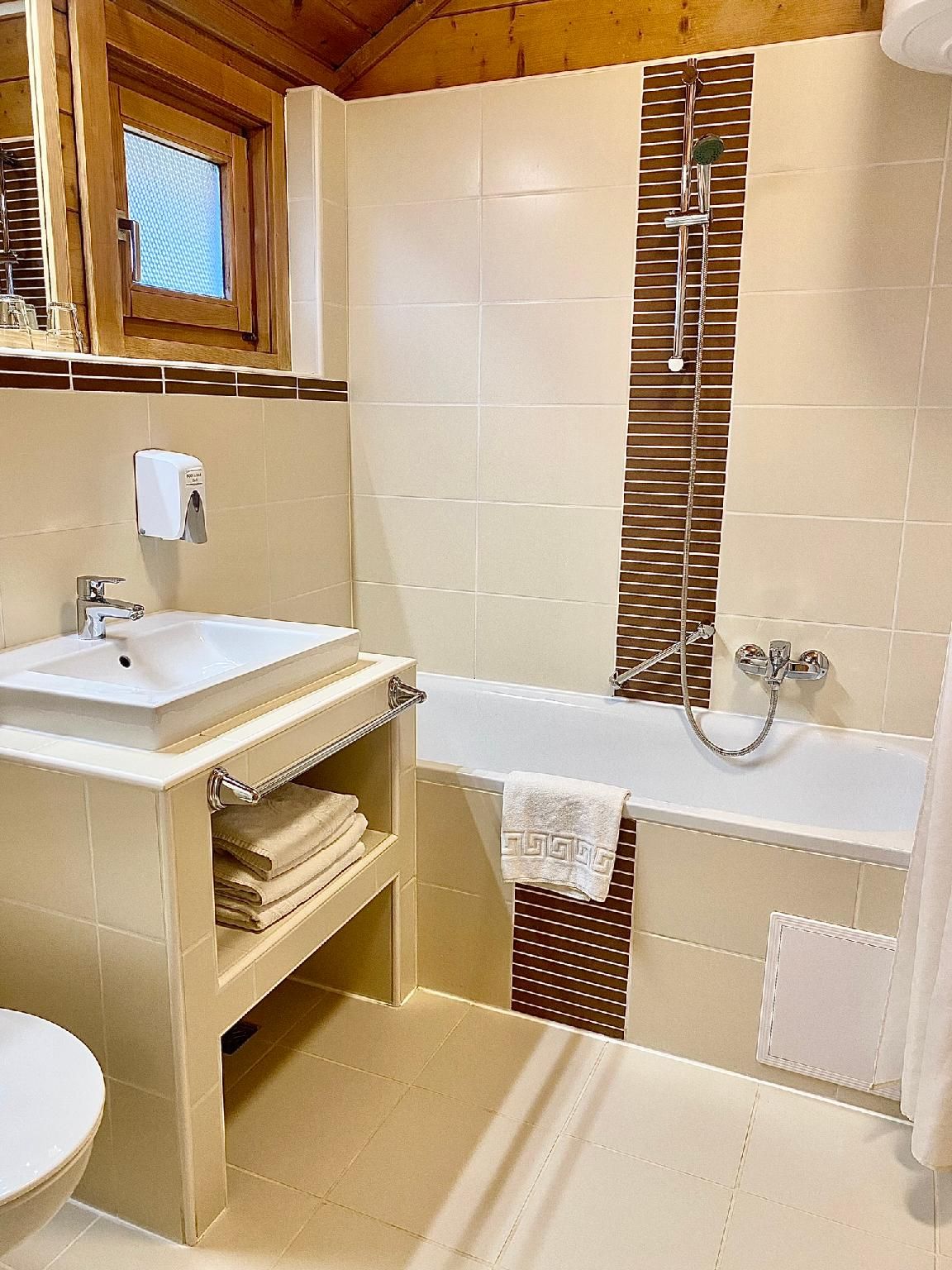 1-Bedroom Superior Apartment