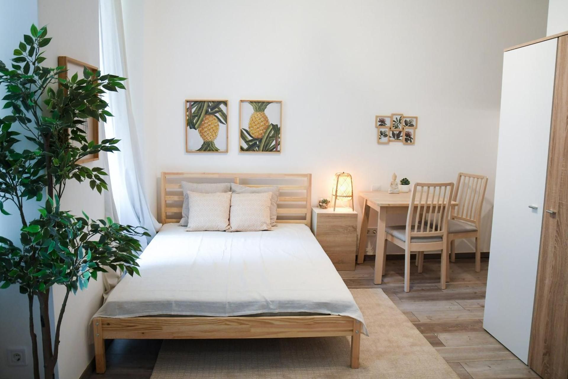 Buda Central Mini Studios