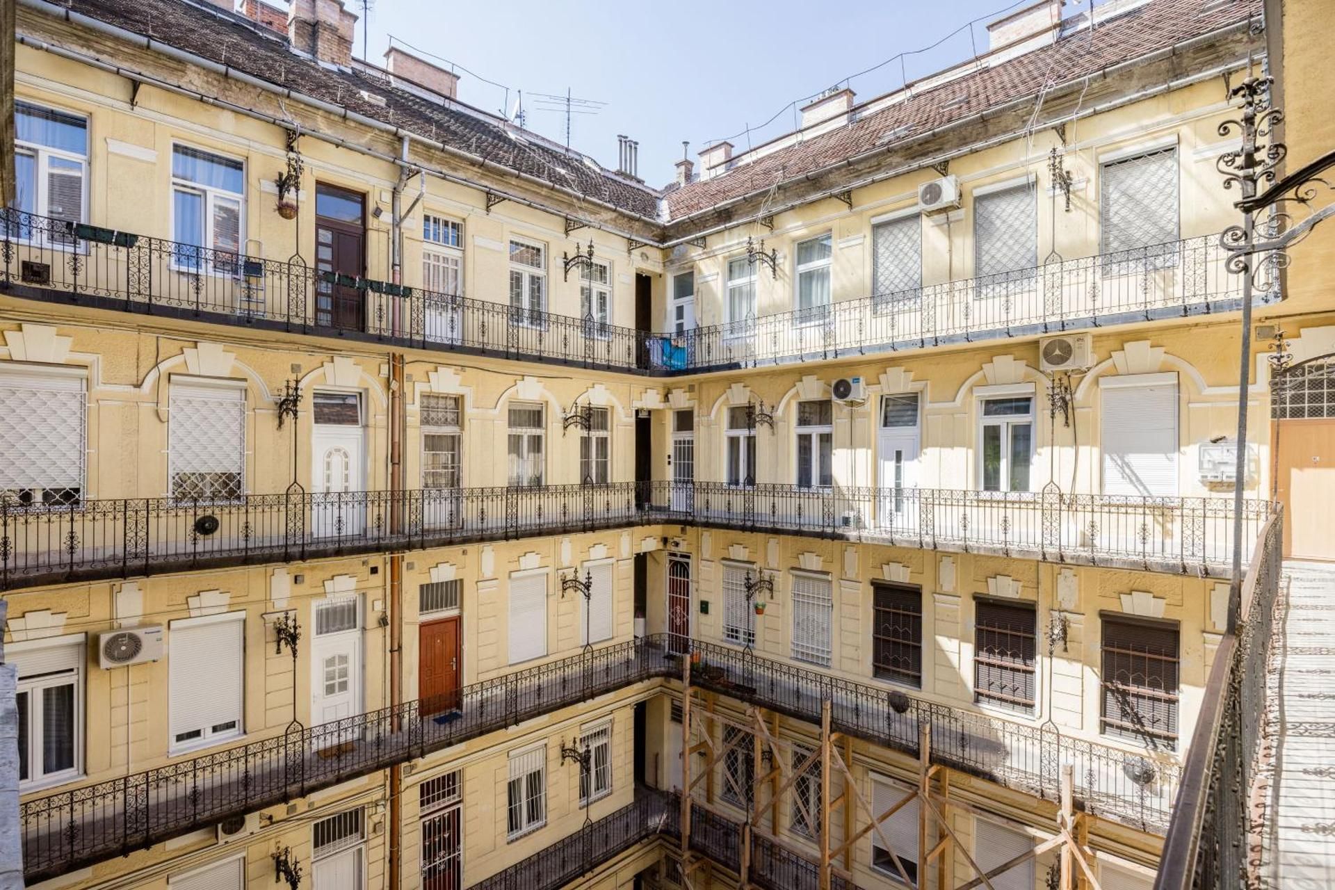 V12 Apartments