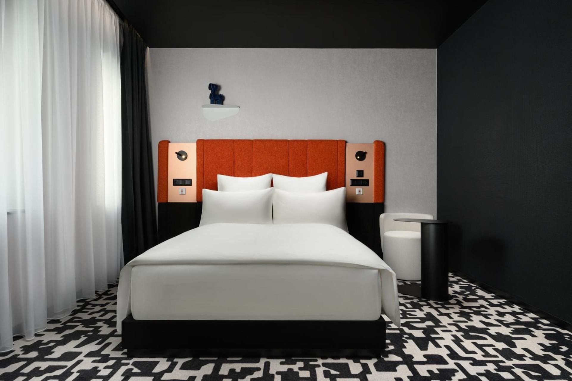 Tribe Essential Easy Room