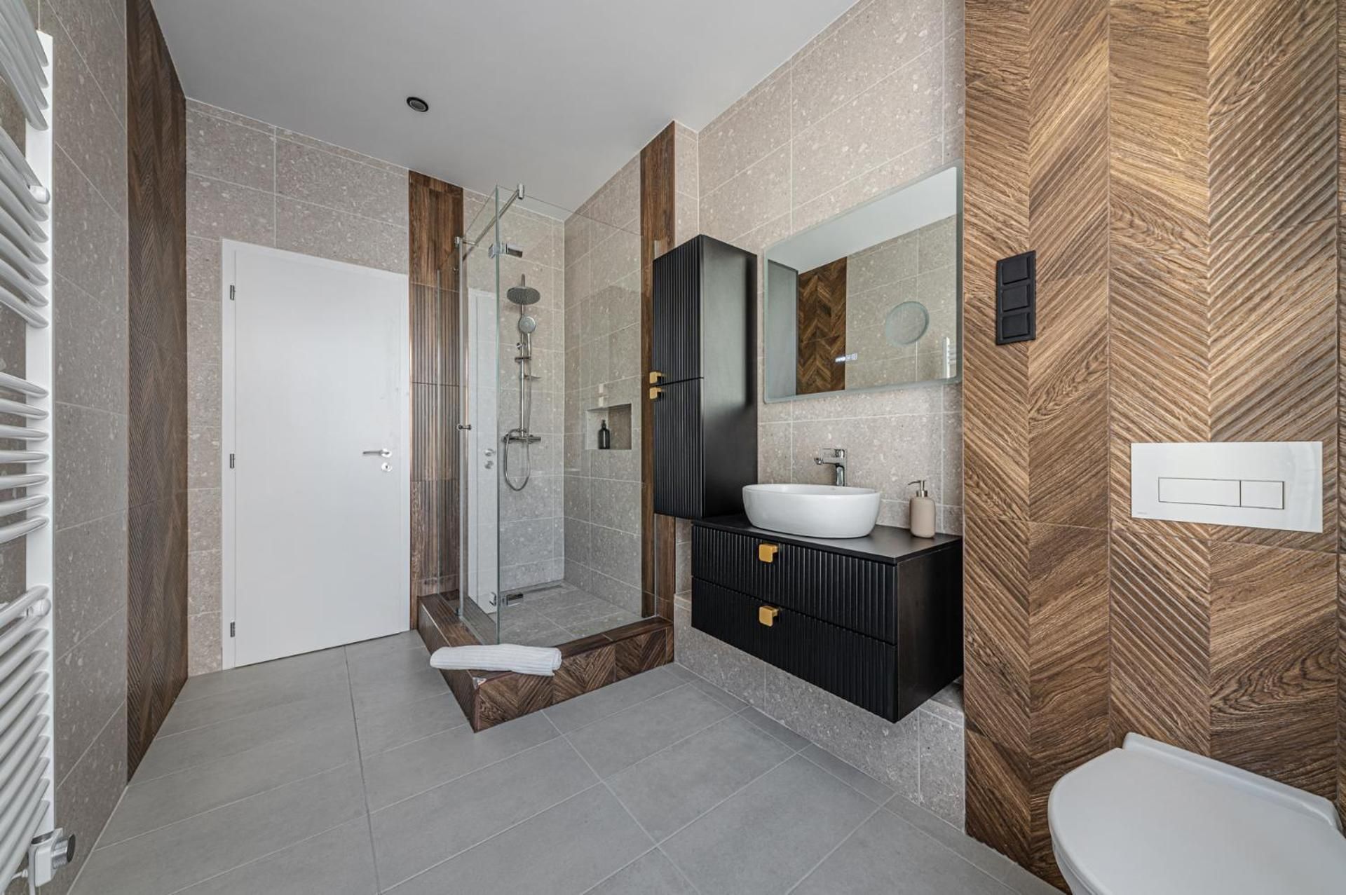 Two-Bedroom Deluxe Apartment