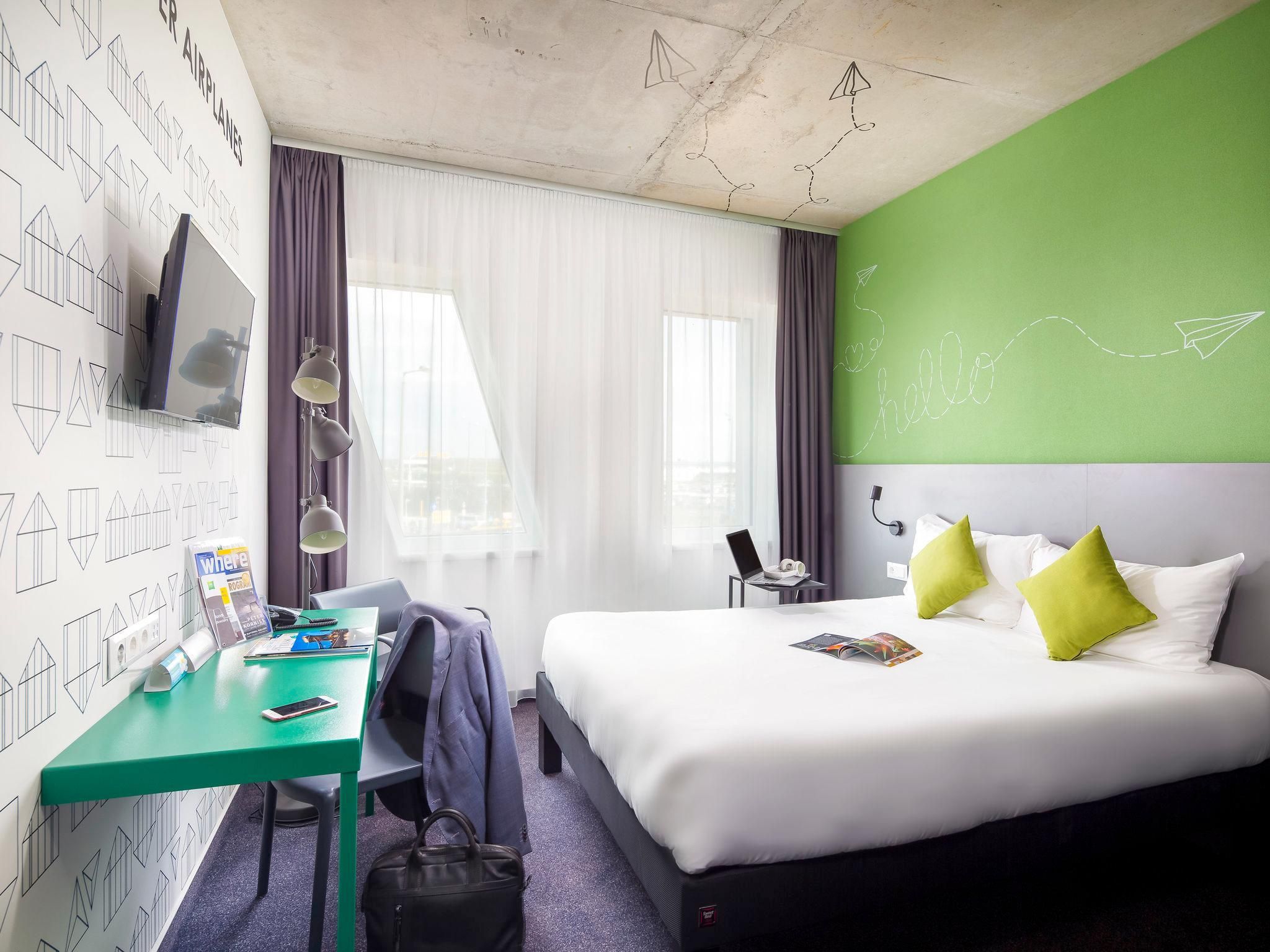 Standard Room with 1 double bed