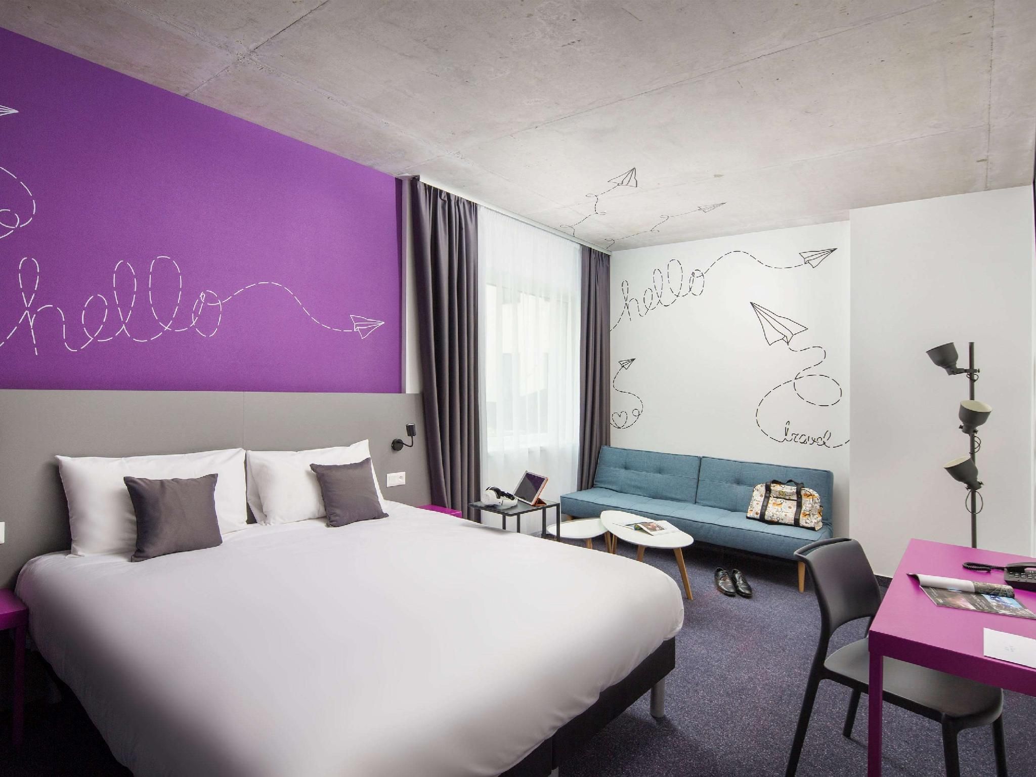Junior Suite With 1 Double Bed And Couch