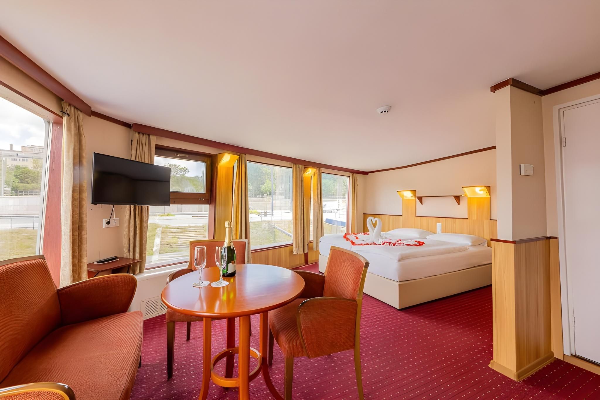 Fortuna Boat Hotel Fortuna Boat Superior Cabin