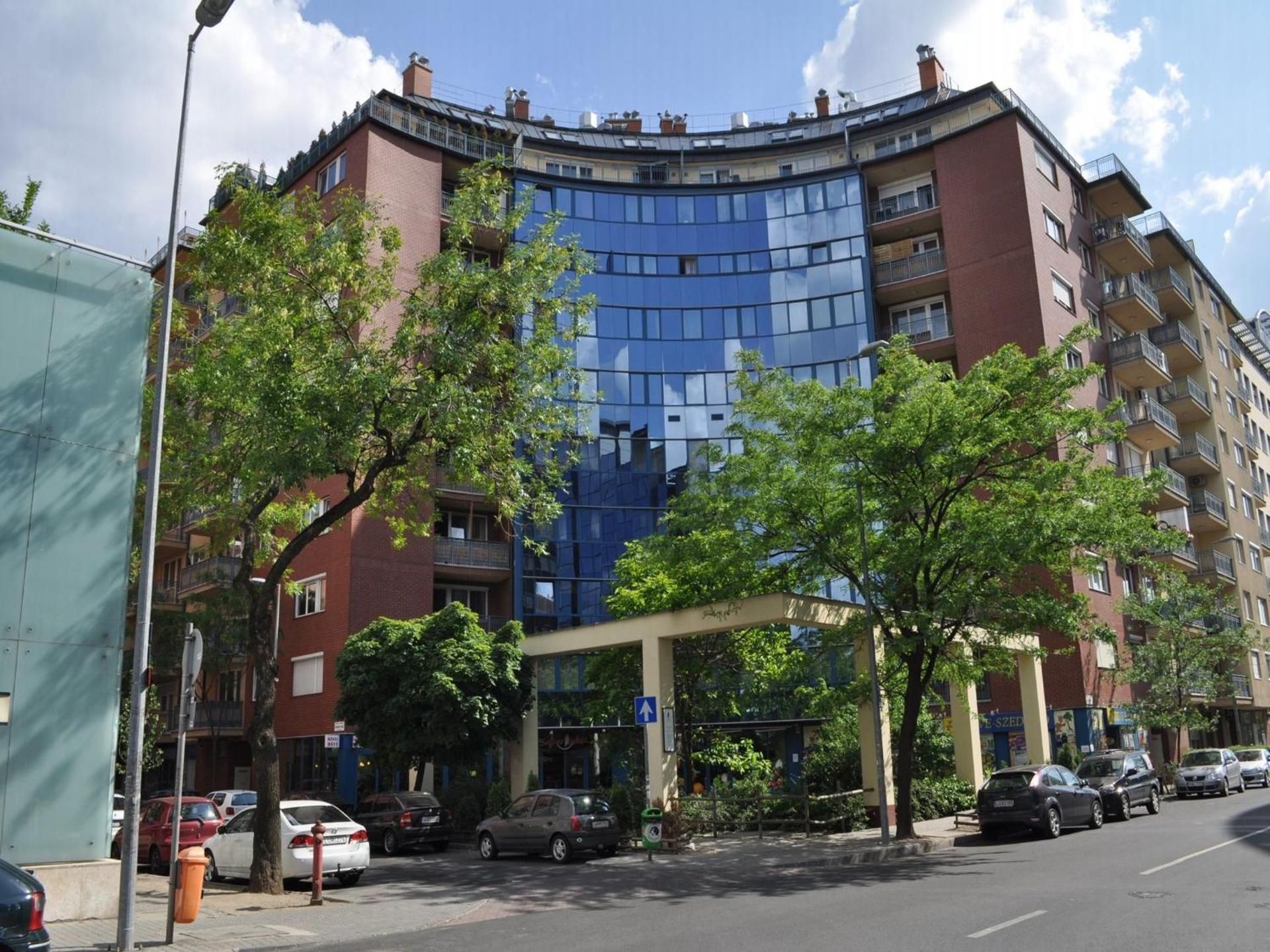 Arpad Bridge Apartments Budapest