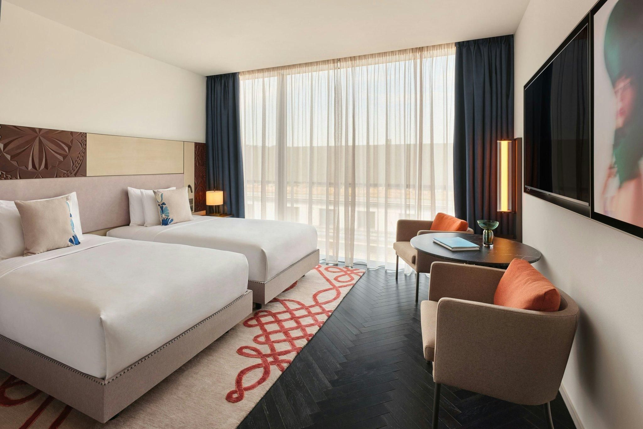 Dorothea Hotel, Budapest, Autograph Collection Contemporary Twin Room, Guest room, 2 Twin, Street view 2