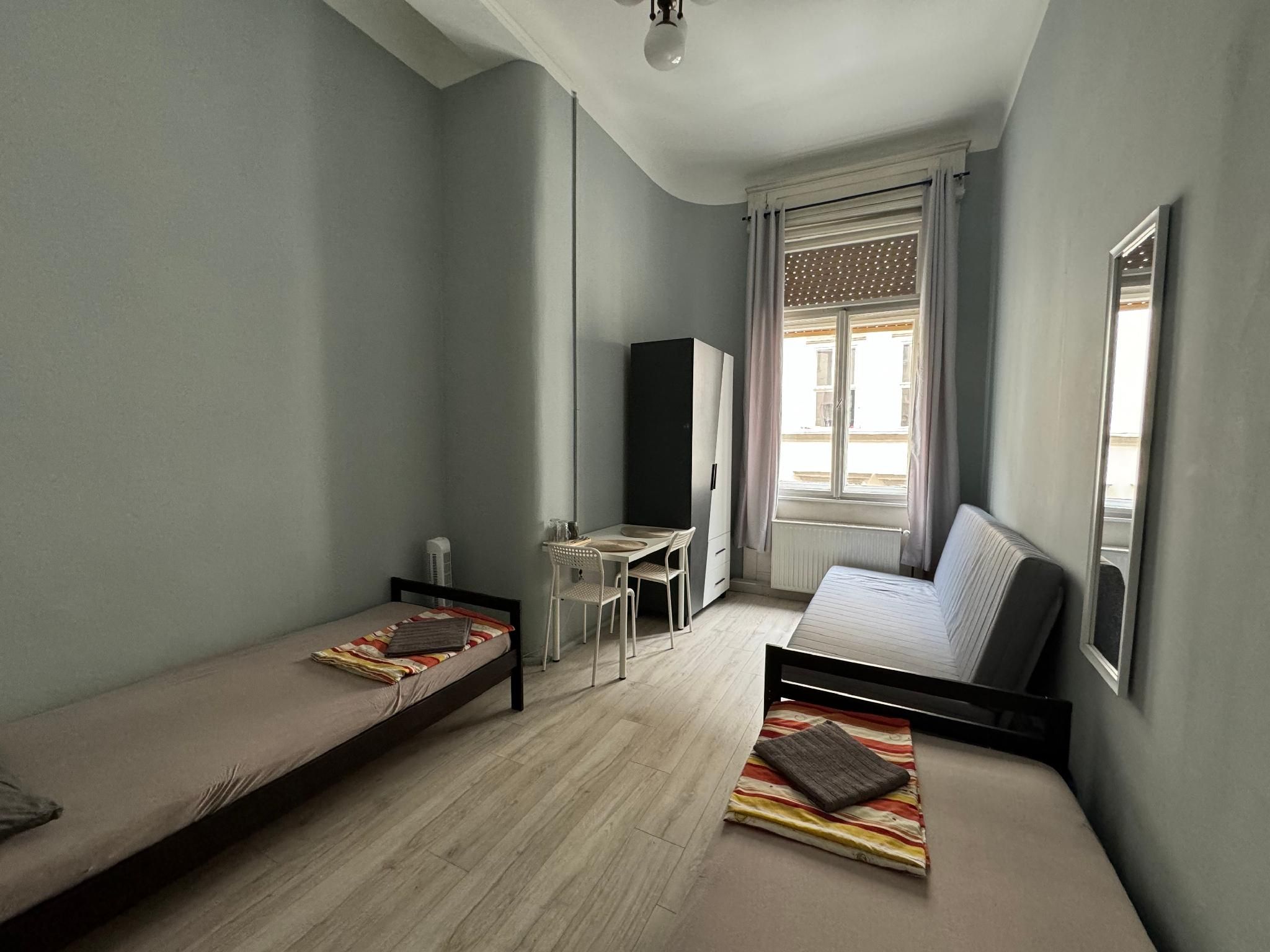 Boomerang Hostel and Apartments Double or Twin with Shared Bathroom 3