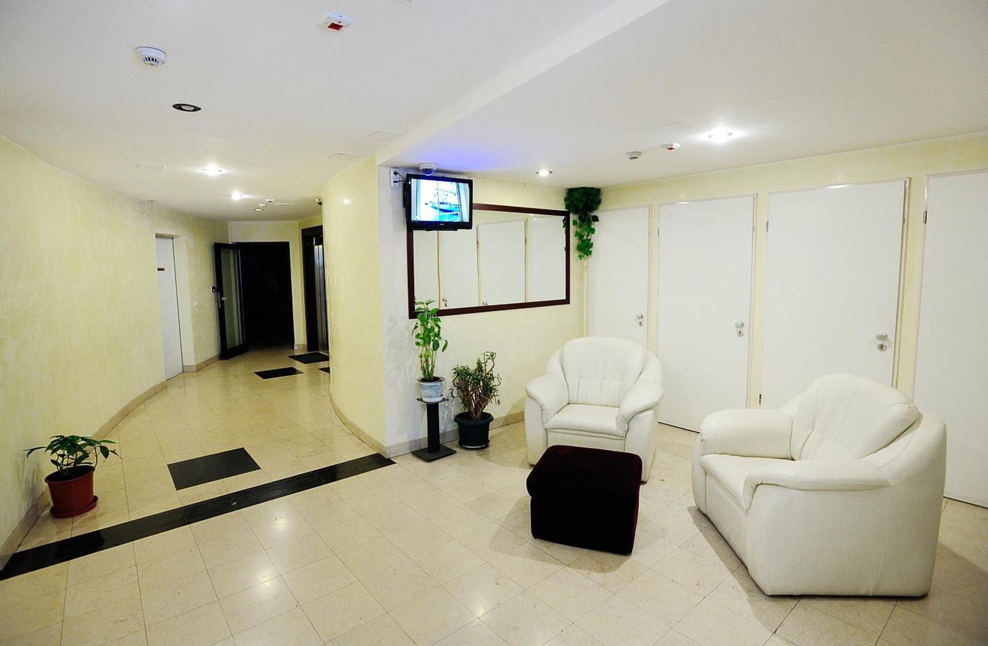 Leda Apartments