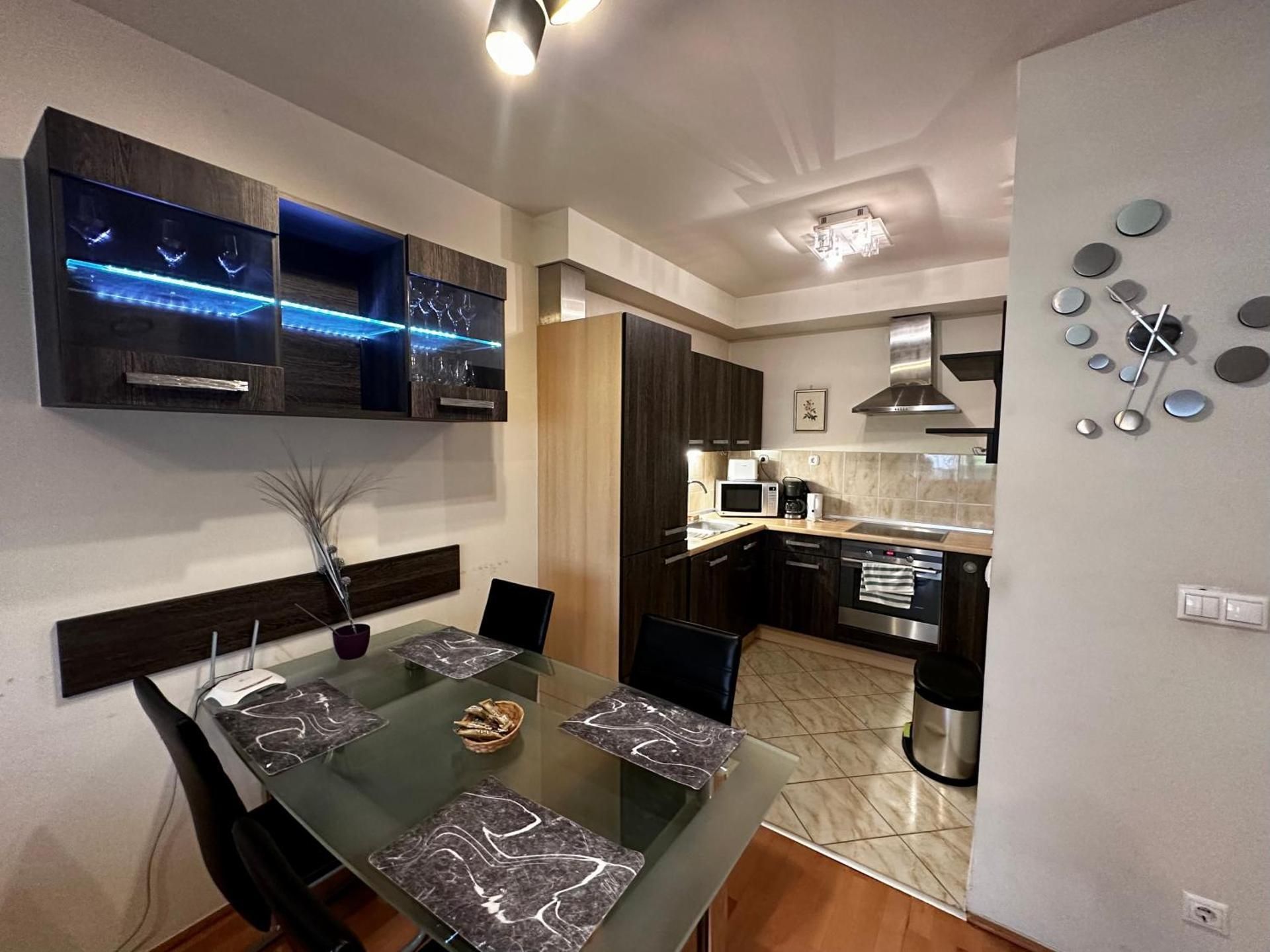 Leda Apartments
