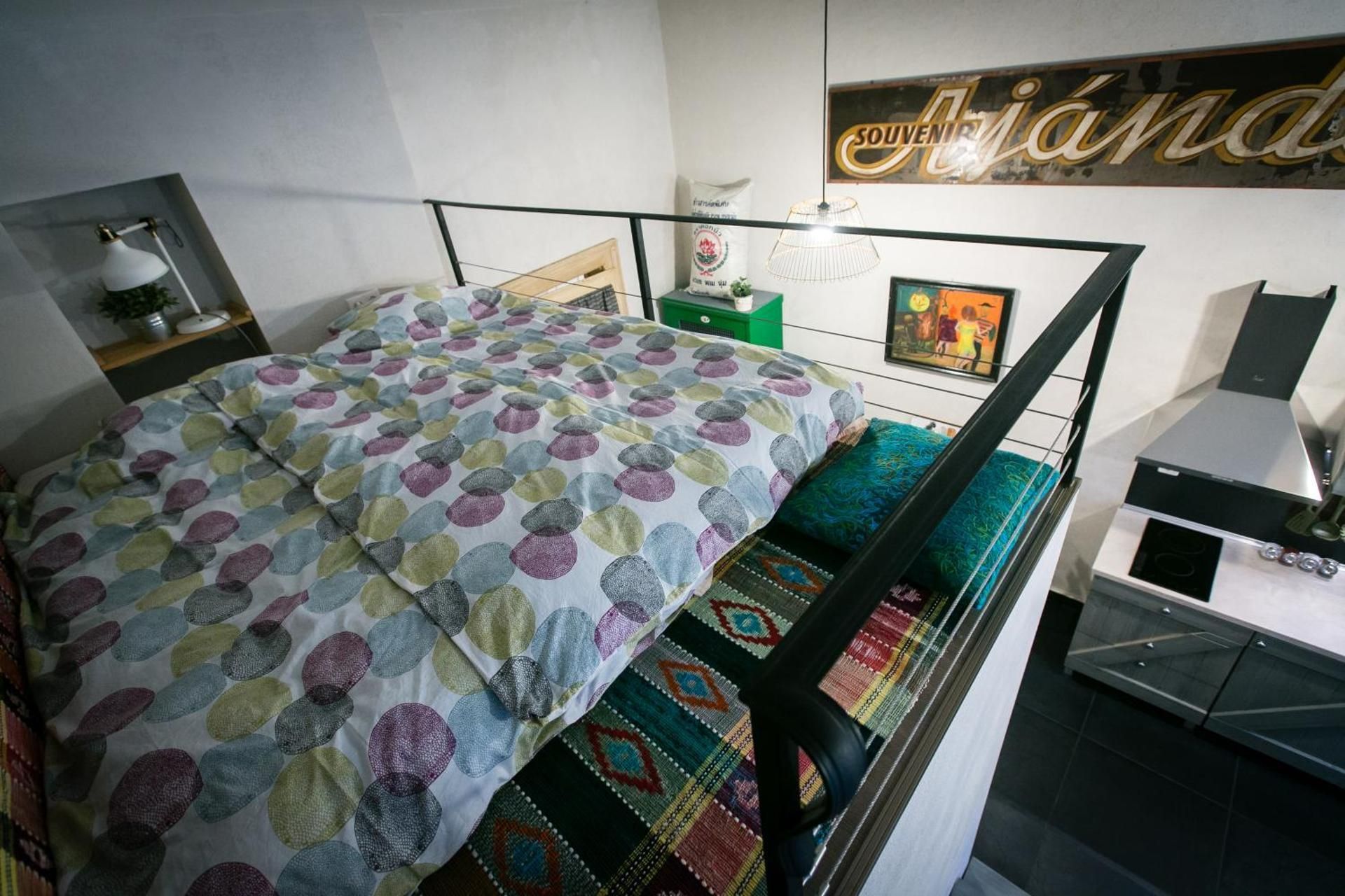 Studio Apartment